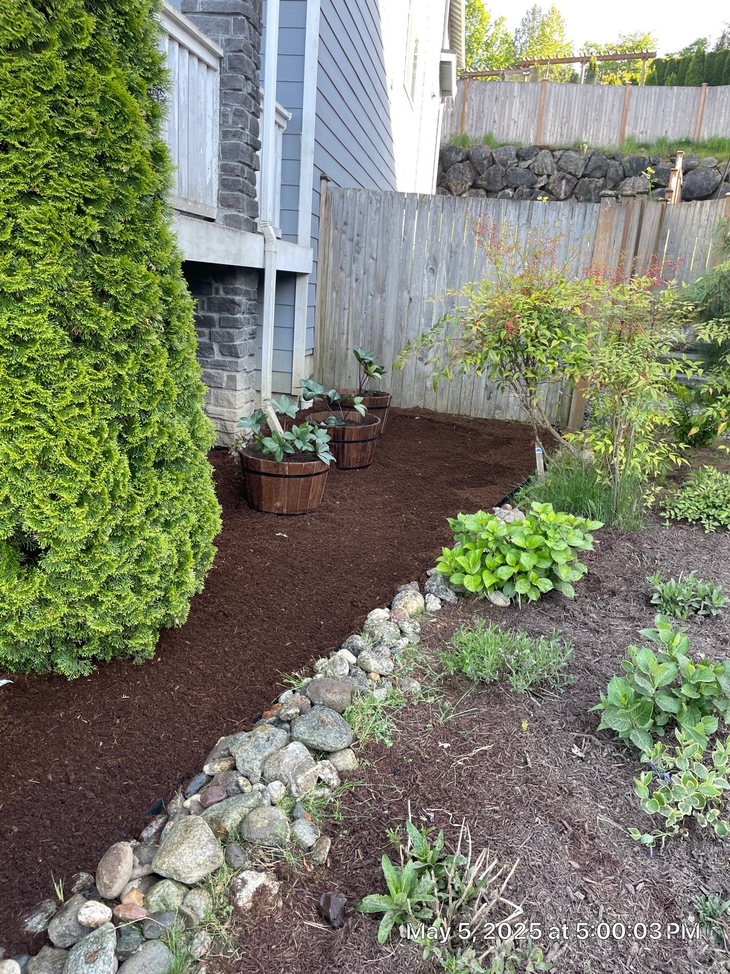 Front Yard Landscaping Makeover | Snohomish  by Jireh Asphalt & Concrete Inc 
