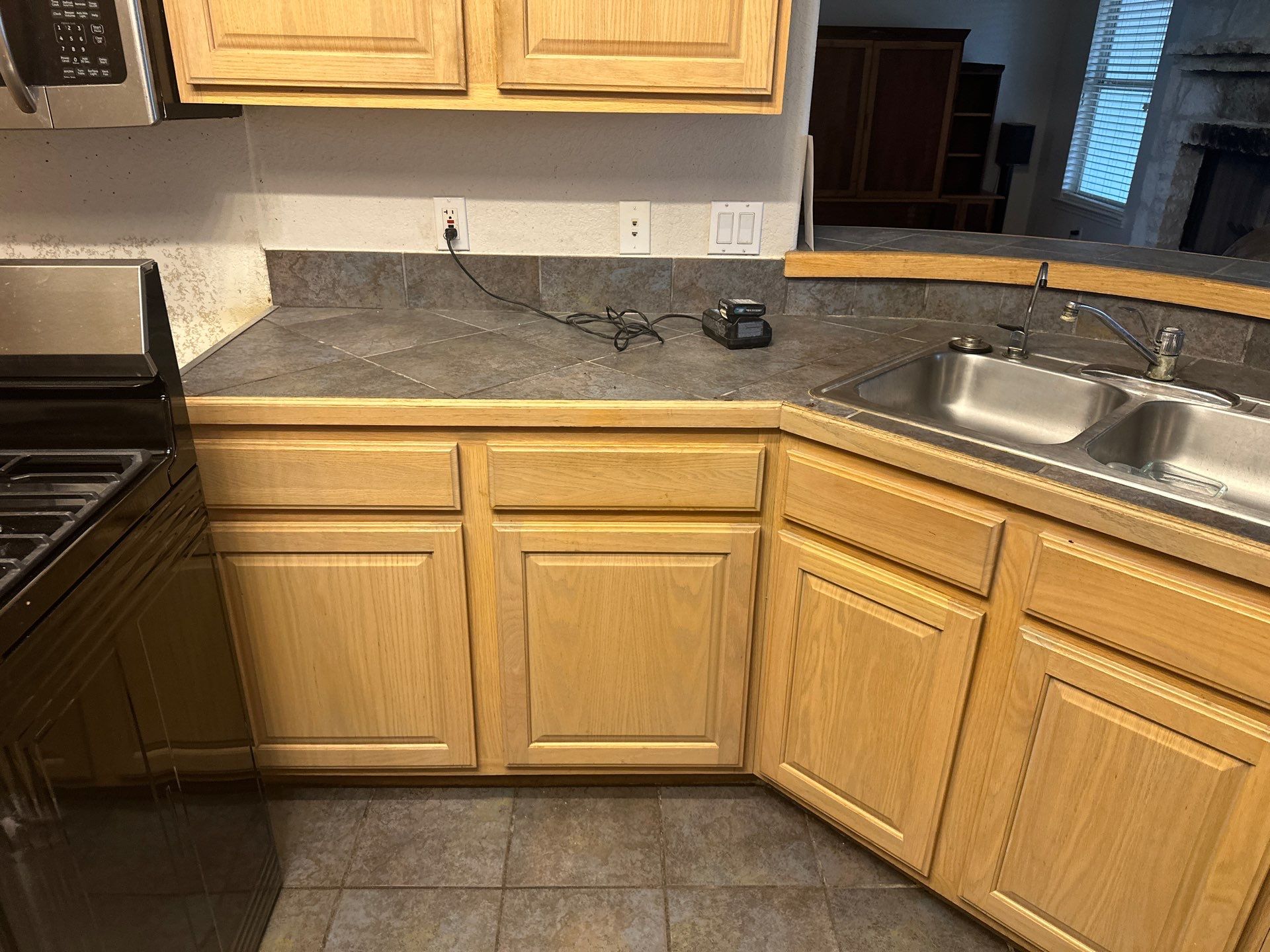 Kitchen and Bathroom Quartz Countertop Installation in Helotes by Mena stone surfaces