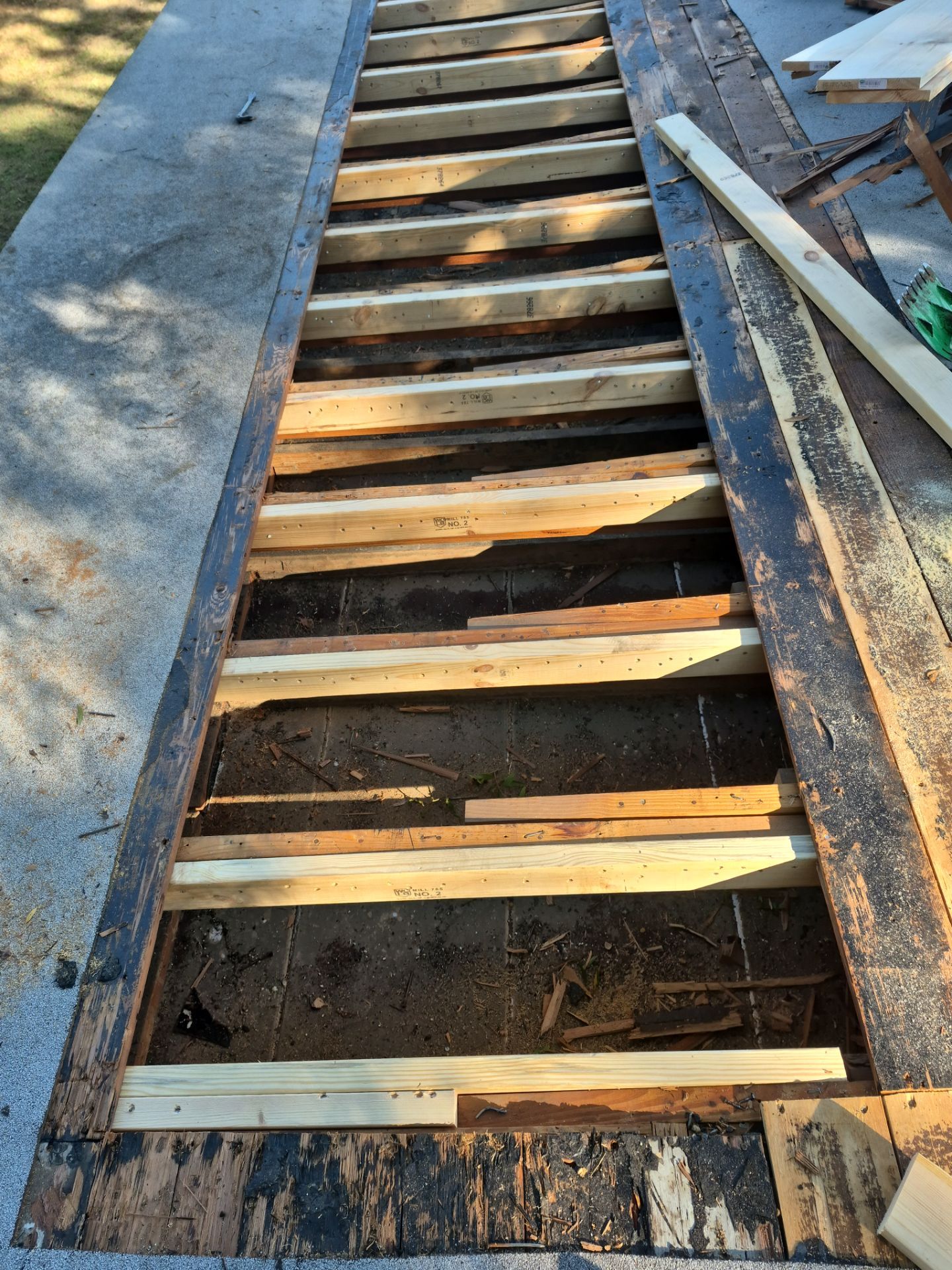 Project in St. Petersburg 33710 by Mitchell Roofing Company LLC 