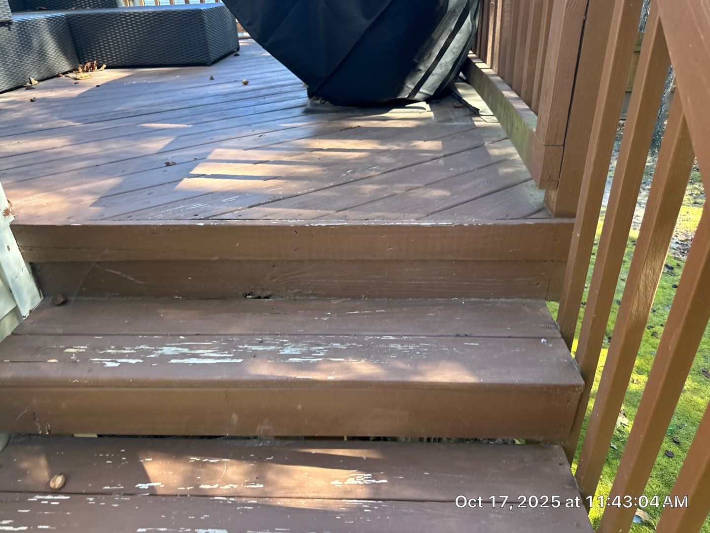 Wood Deck using Wood Stain by DuraSeal