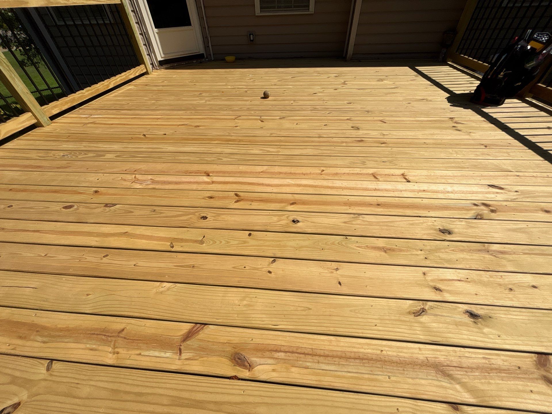 Wood Deck using Wood Sealant by DuraSeal