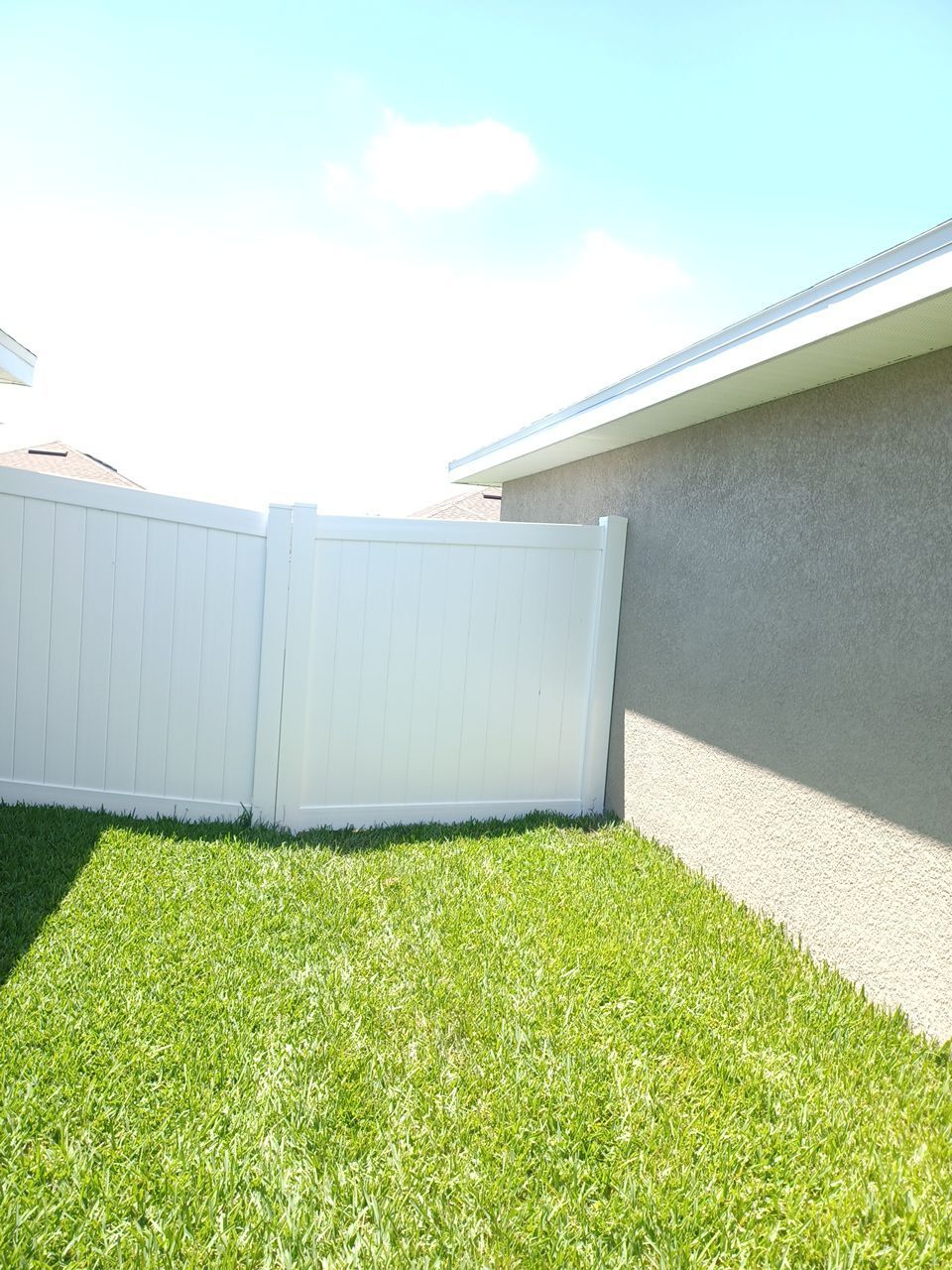 Wimauma, FL 6ft. Tall White Vinyl Privacy Fence   by Asap fence and gates, LLC
