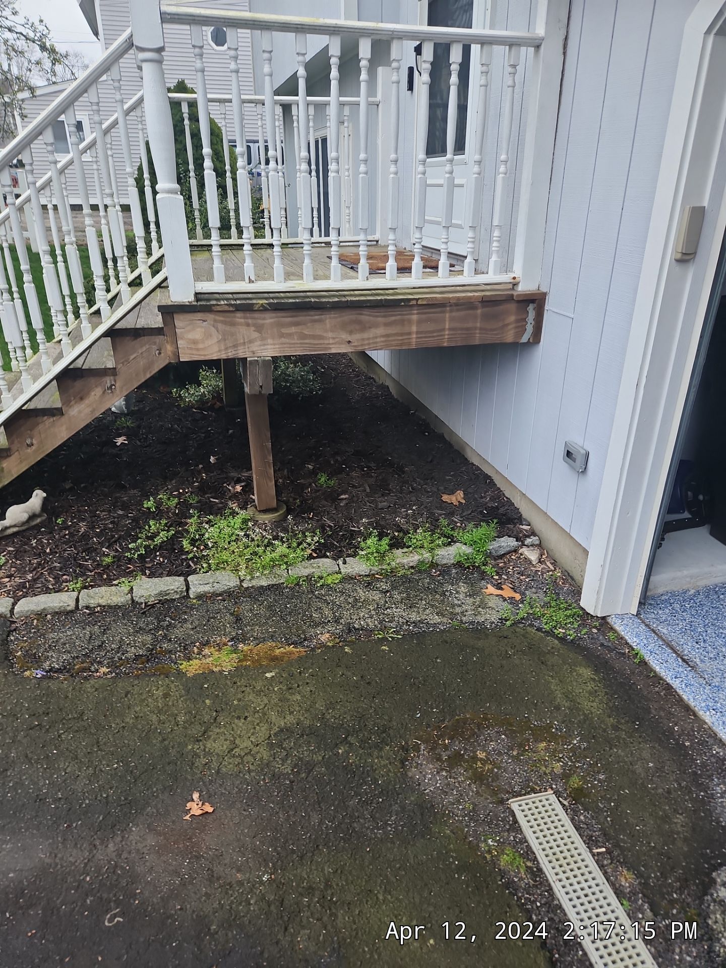 Siding Installation using Certainteed Cedar Impressions Straight Edge Perfection Shingles - D7 - Pacific Blue by A Plus Exterior