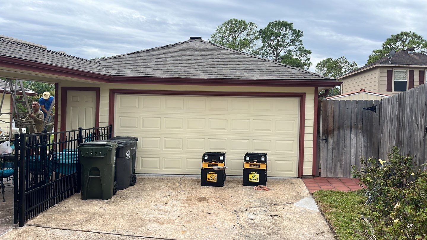 Residential Roofing Installation using Owen's Corning Duration (Lifetime) Shingles by Roof Repair Company