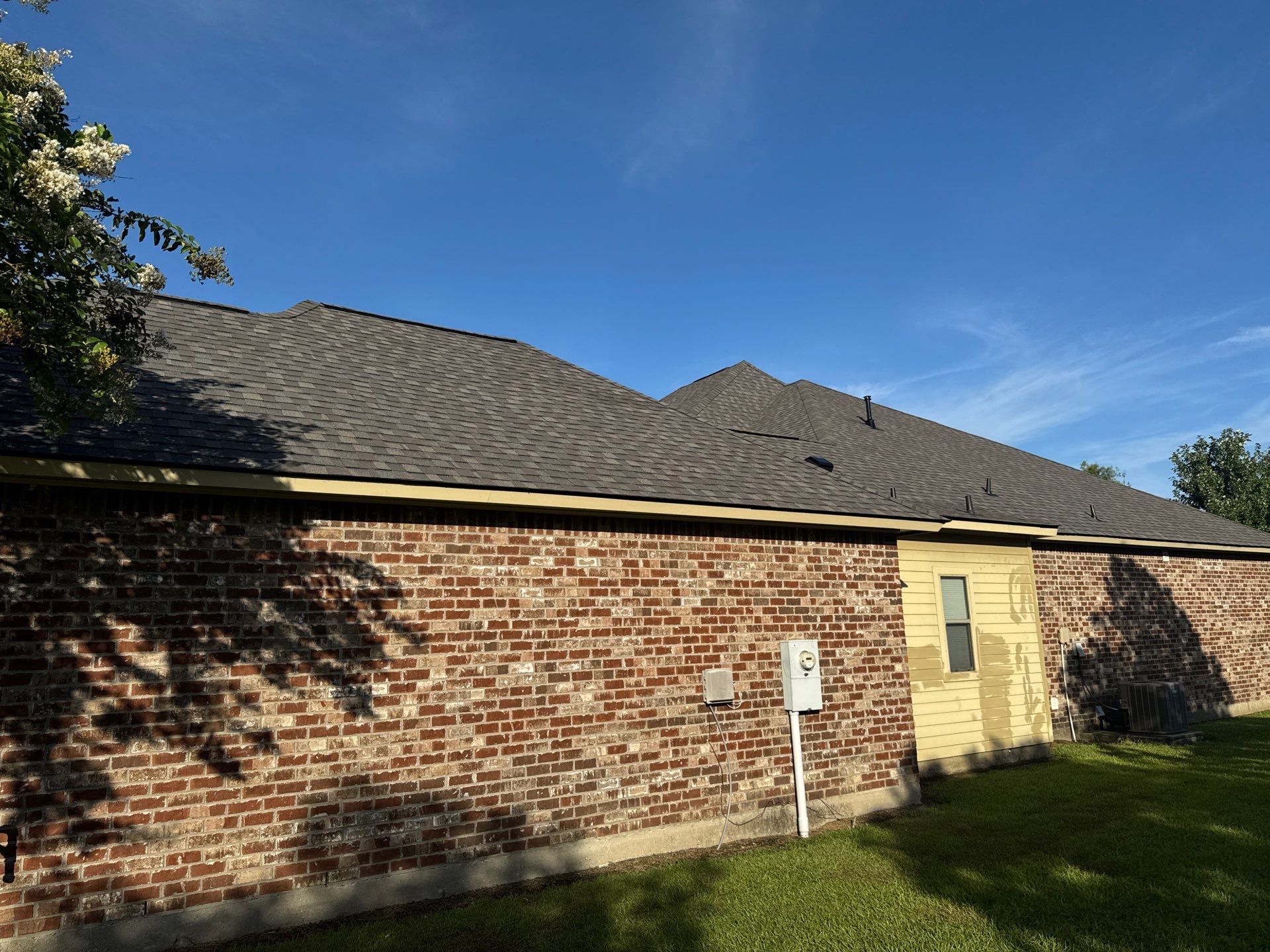 Certainteed Landmark Driftwood by Top Team Roofing & Construction
