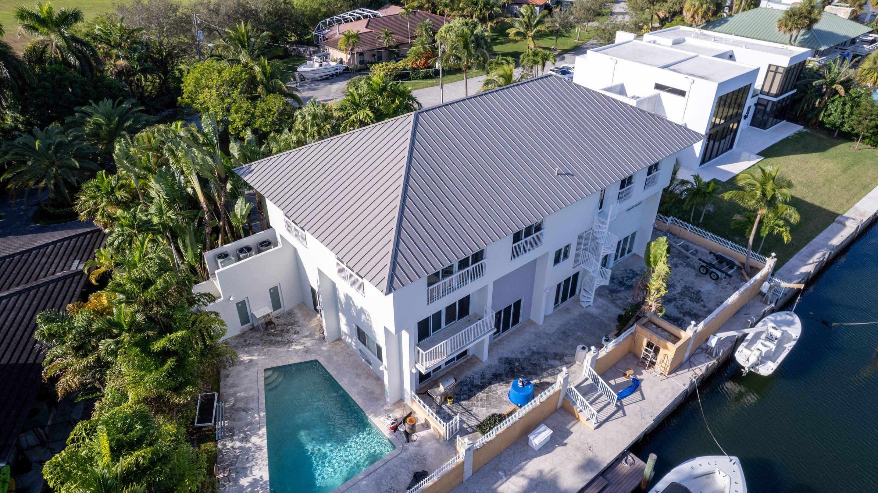 Metal Roof - Aluminum - Slate Gray by Istueta Roofing