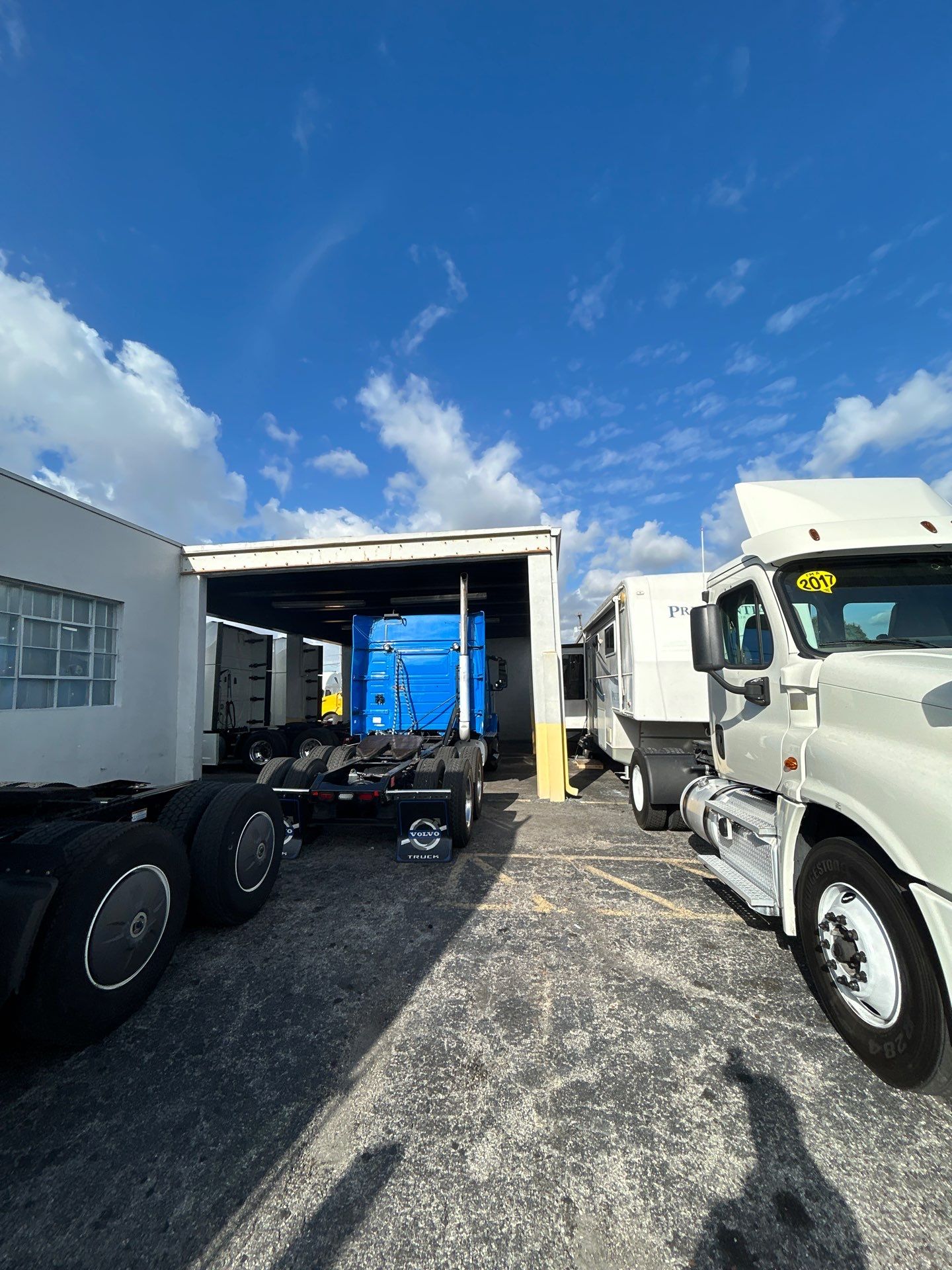 H GREG MIAMI by Souffront Construction & Engineering