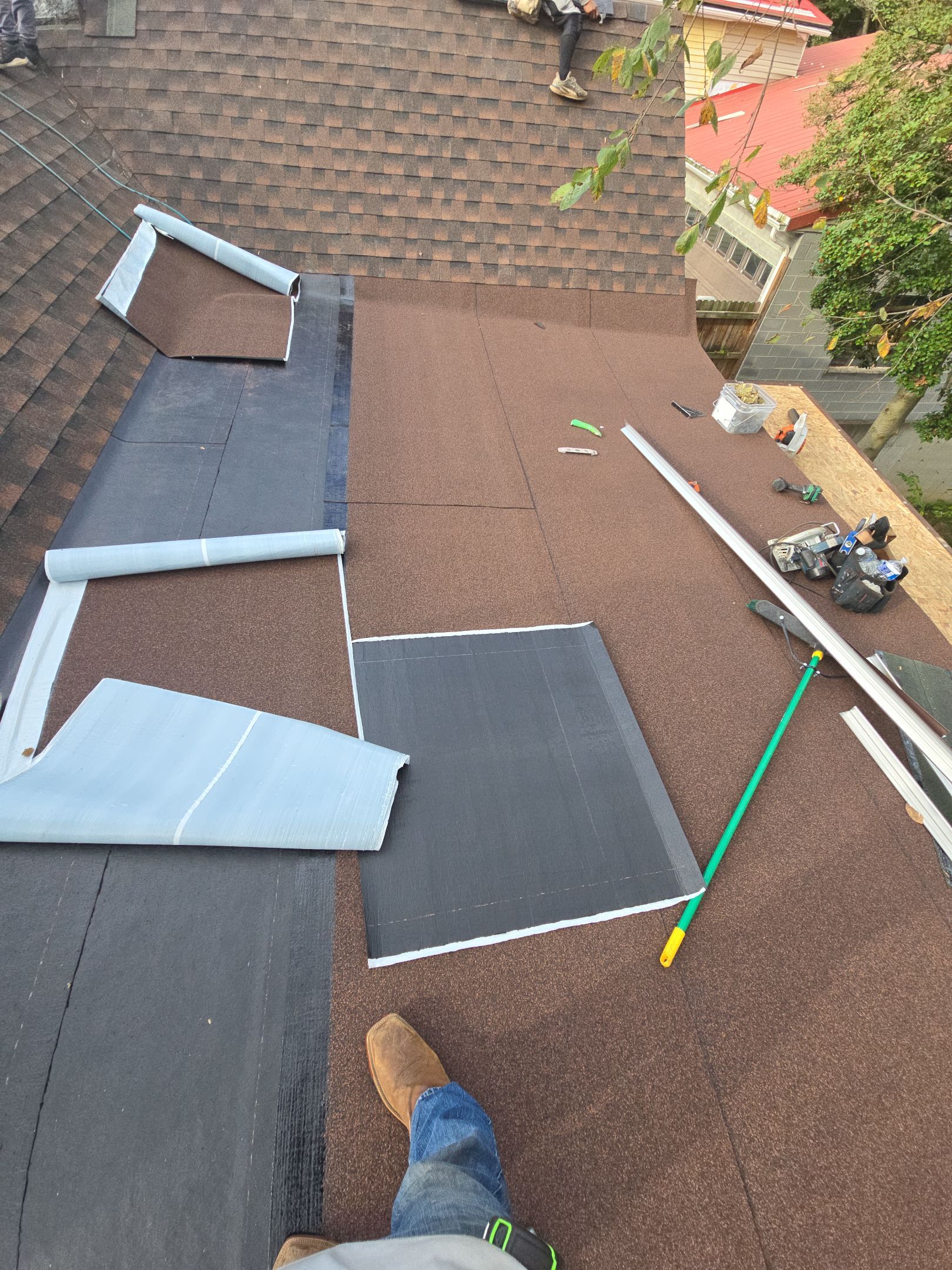 Residential Roofing Installation using GAF TImberline HDZ Hickory by Rainstoppers Roofing