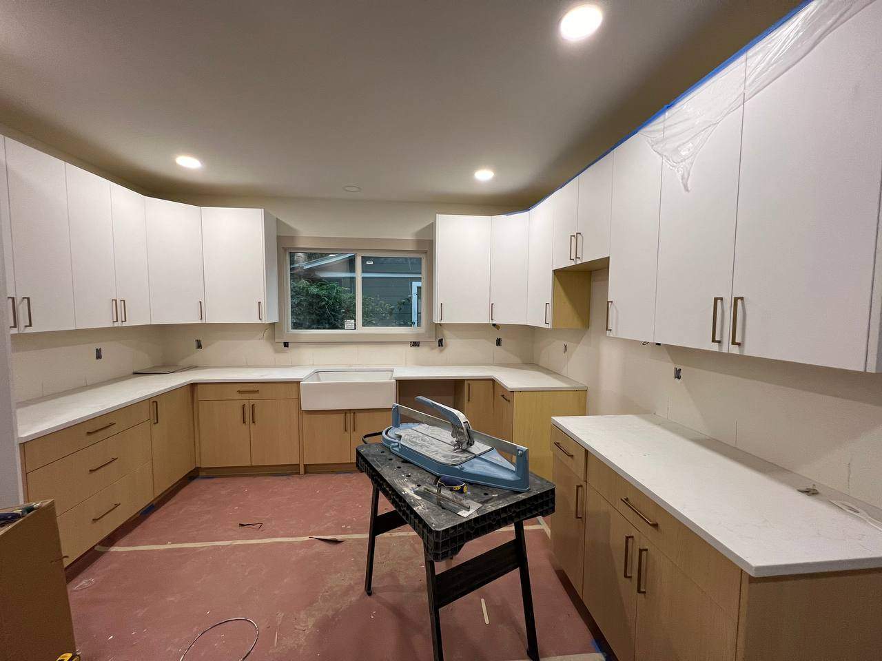 Backsplash by Handyman State LLC