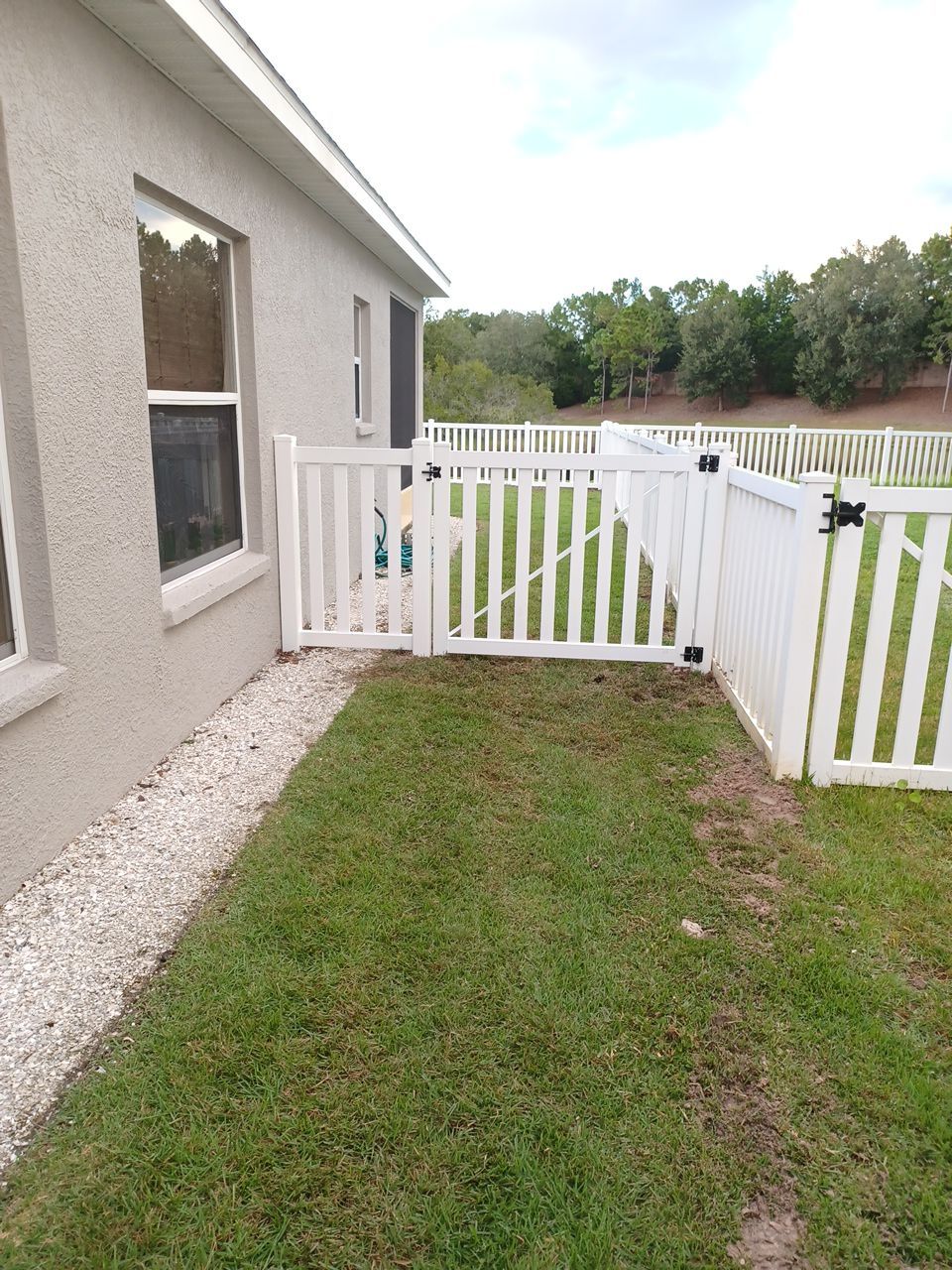 Vinyl Picket Fence Installation using Vinyl Picket Fence by Asap fence and gates, LLC