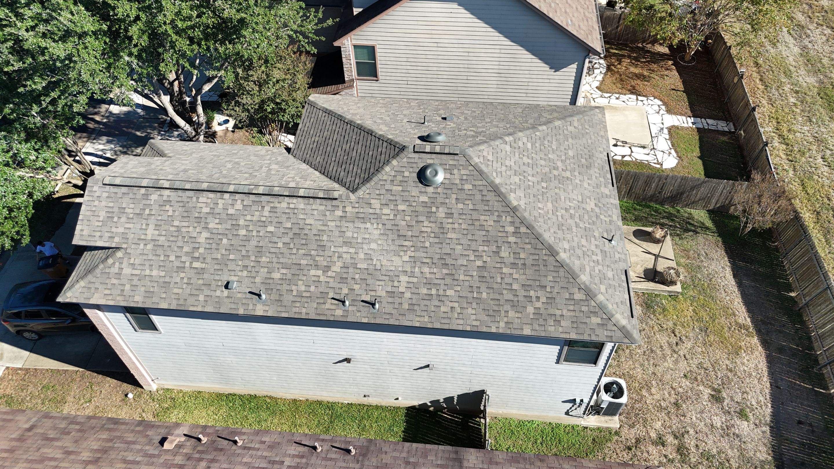 Weathered Wood - Malarkey Vista by RoofsOnly.com