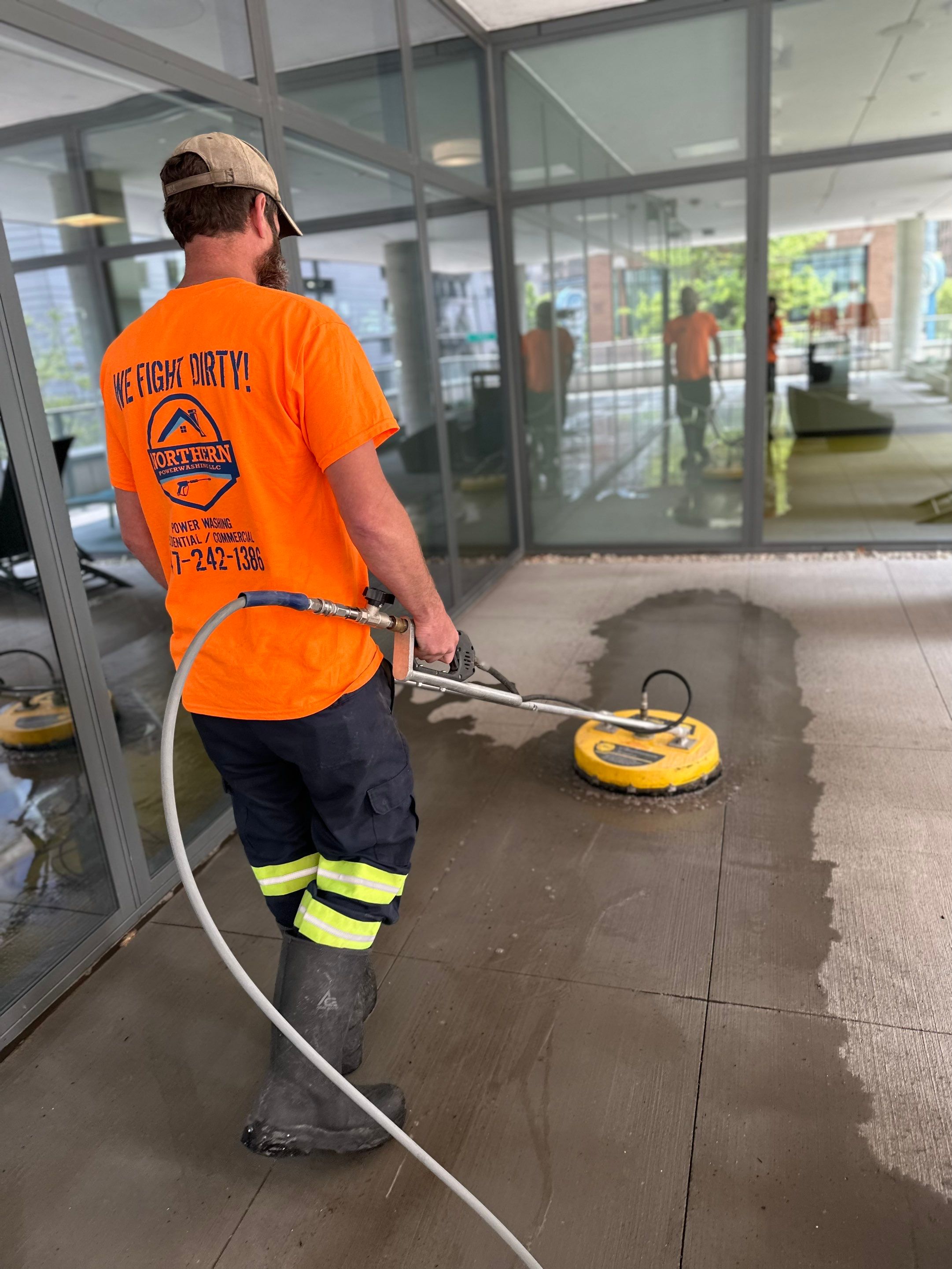 Chicago, IL Annual rooftop and sidewalk cleaning by Northern Power Washing LLC.