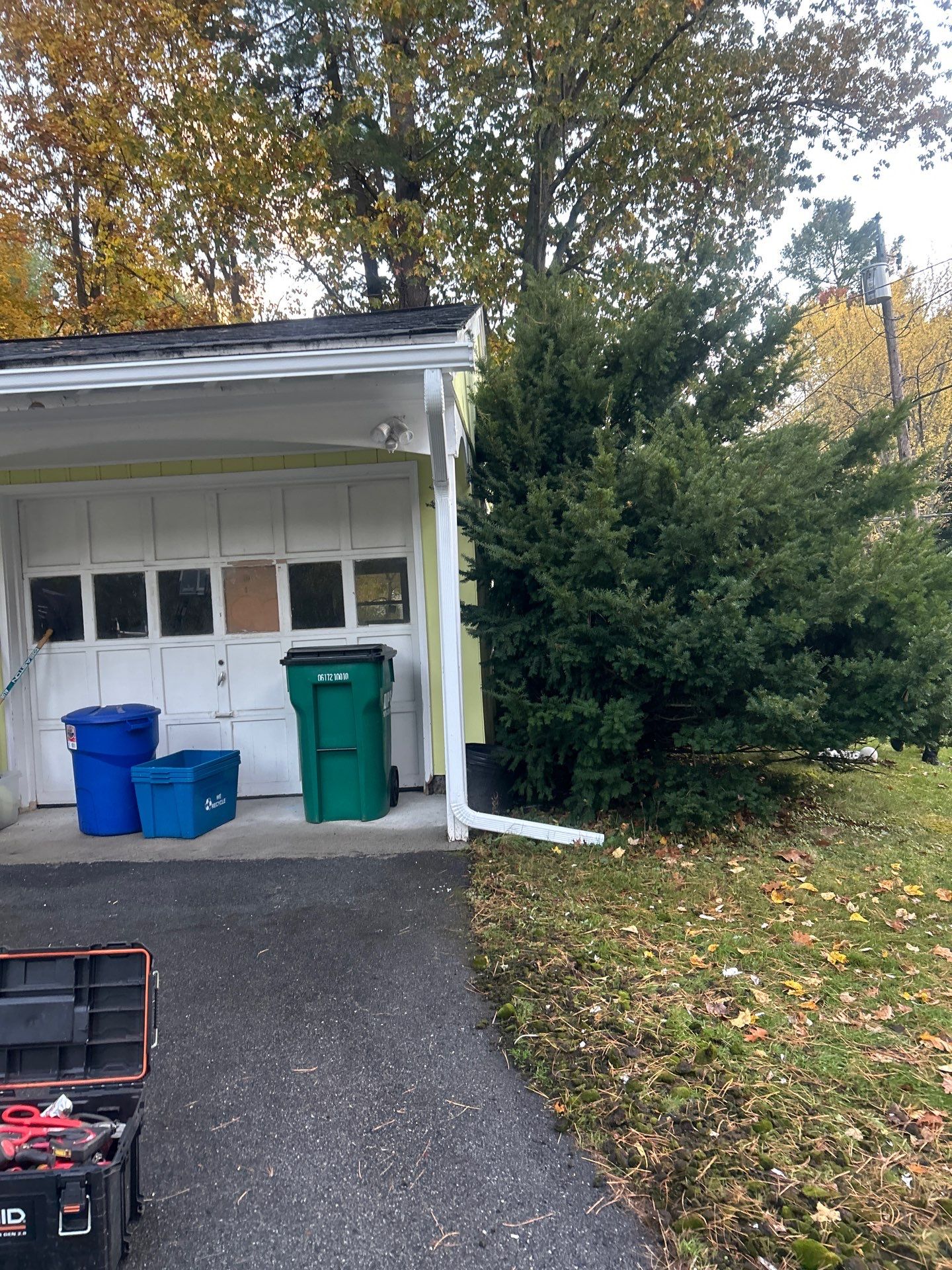 Chelmsford Exterior Repair: Siding, Gutters & Roof Cleaning by Mighty Dog Roofing of Greater Middlesex County