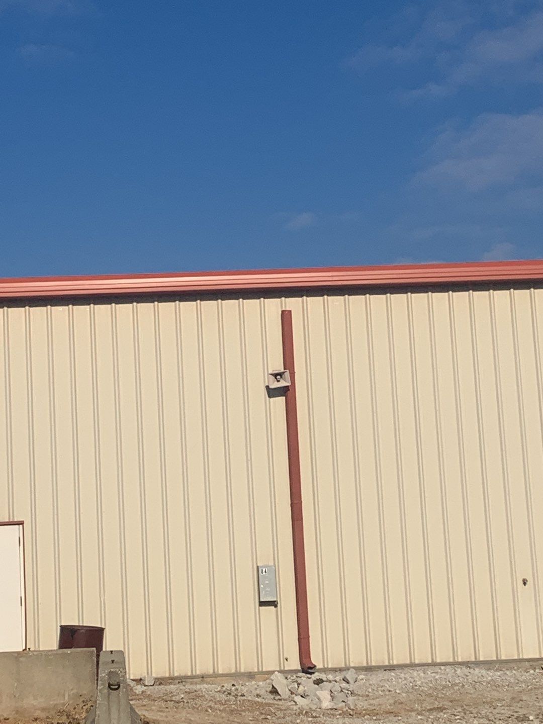 Commercial Roofing Installation using 24 Guage Double Lock Standing Seam by CentiMark Roofing