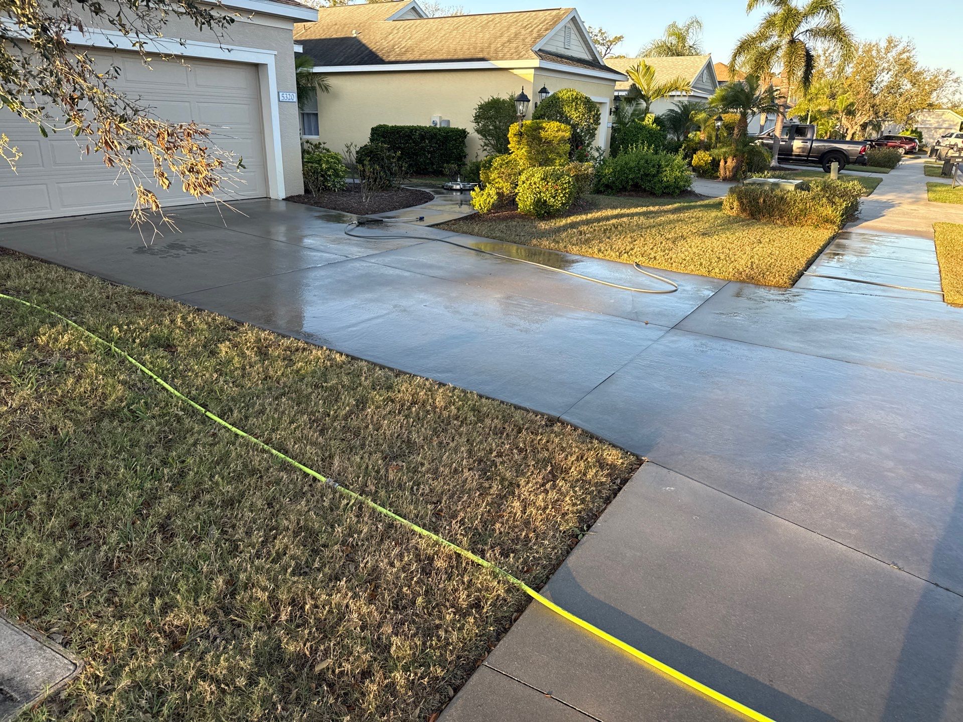 Driveway & Concrete Cleaning – River Sound Community, Bradenton, FL by Sunshine AquaWash