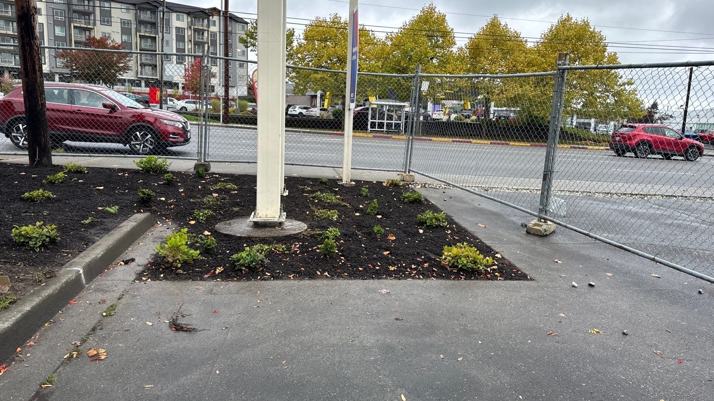 Project CSI, am-pm gas station.  by Jireh Asphalt & Concrete Inc 