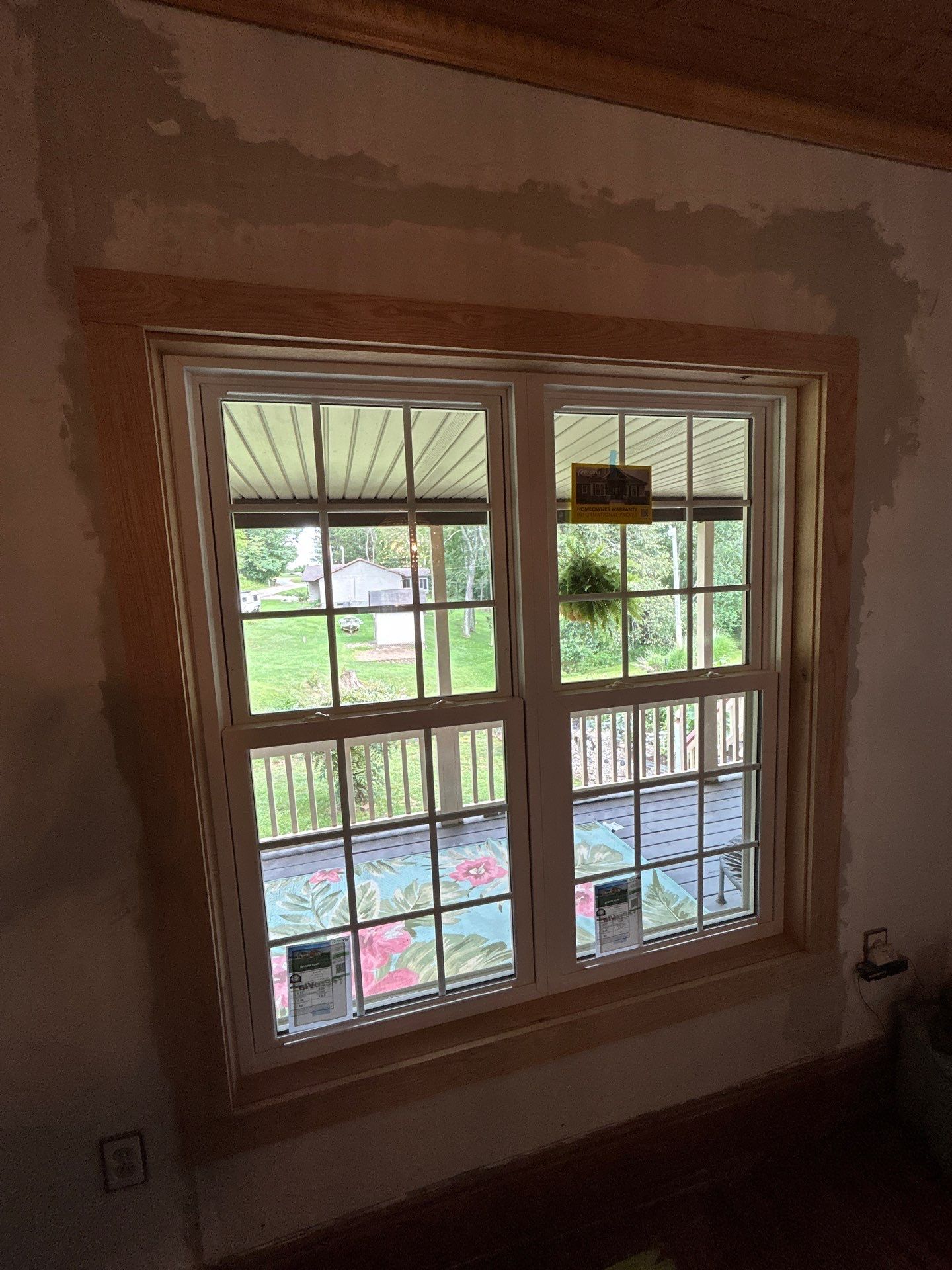 White Vinyl Double-Hung Window Replacement in Dennison, Ohio by Ohio State Windows
