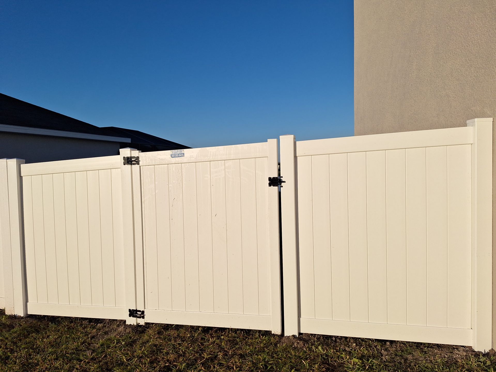 Vinyl Fence Installation using 6Ft White Vinyl Privacy Fence with a 4Ft White Clearwater Picket Fence by Asap fence and gates, LLC