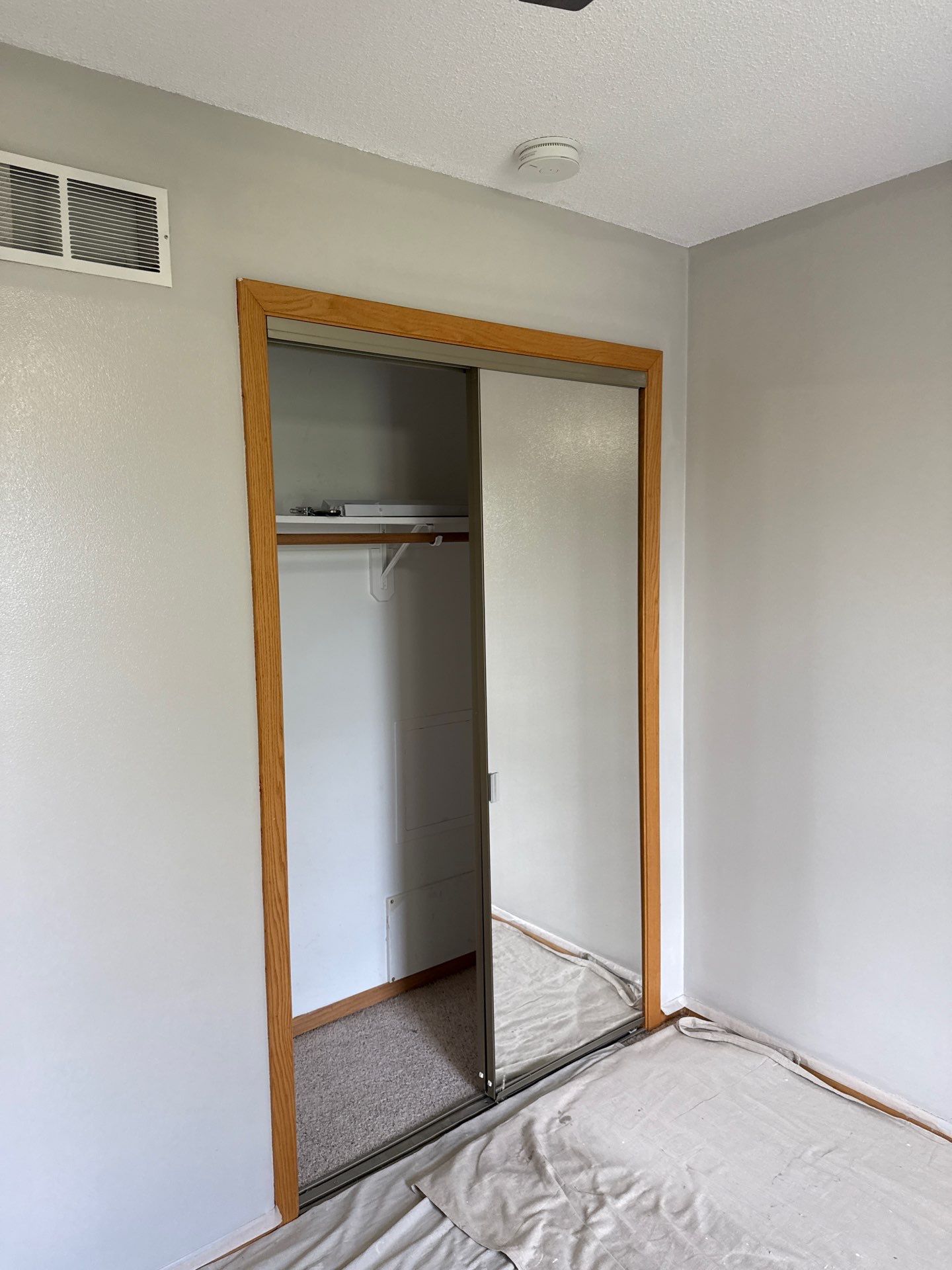 Condo Repaint Walls in Urbandale by Midwest Paint LLC