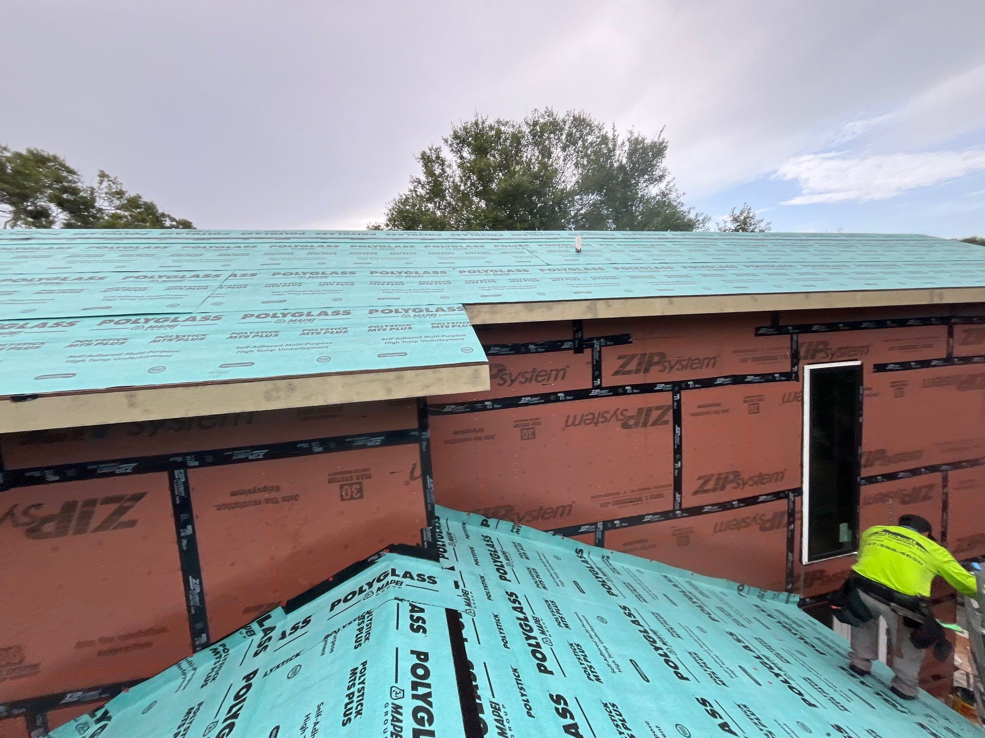 Project in Gulfport 33707 by Mitchell Roofing Company LLC 