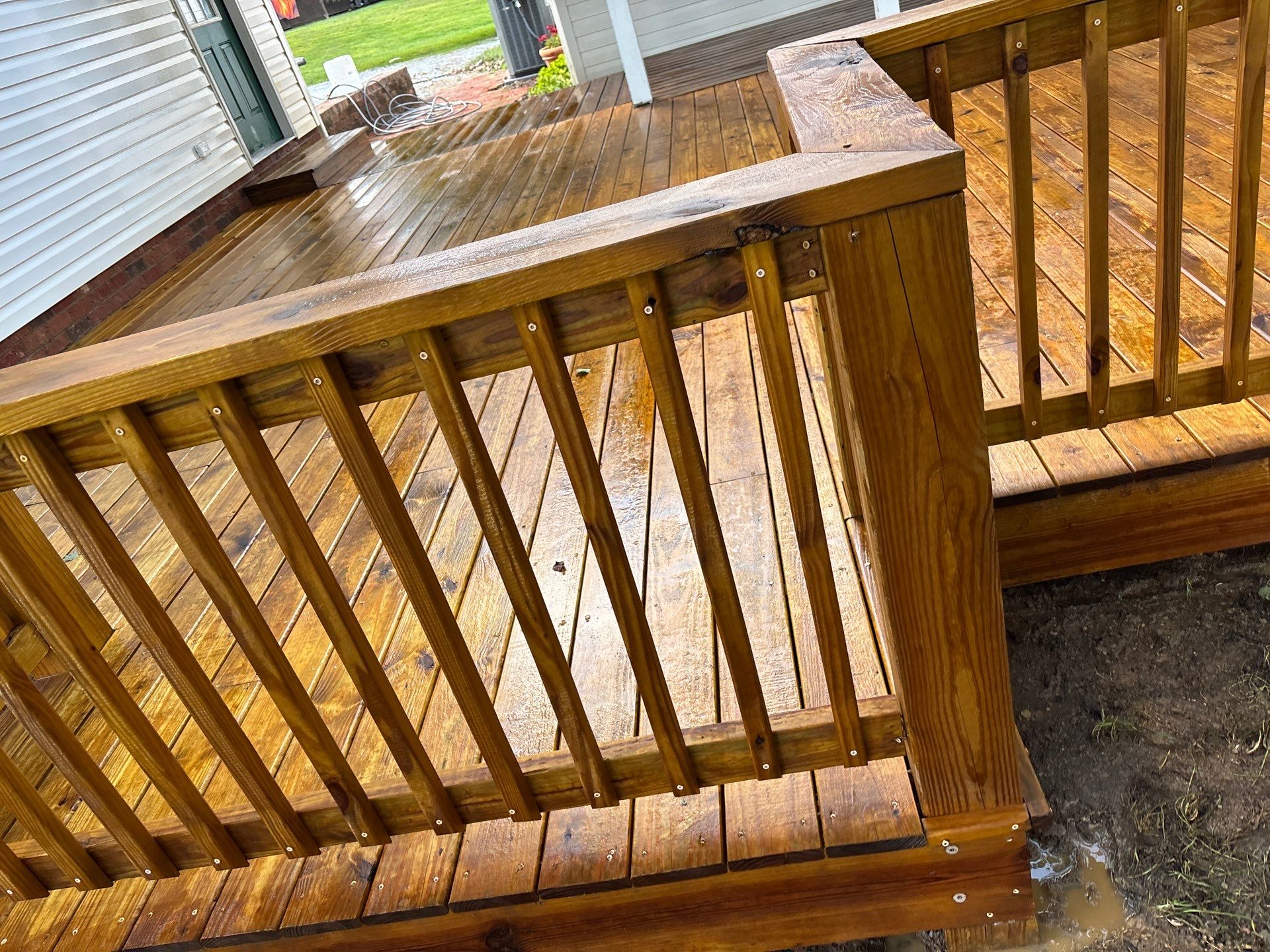 Wood Deck using Wood Sealant by DuraSeal