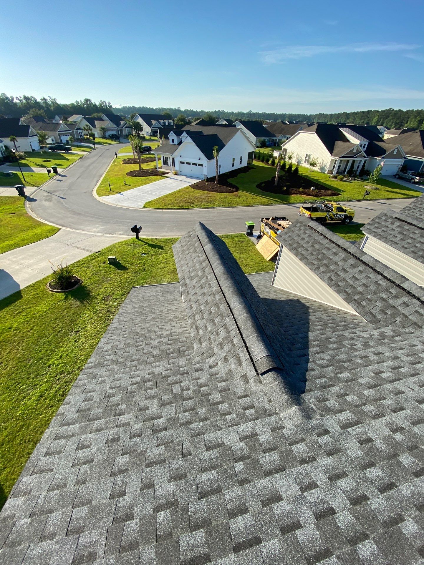 GAF HDZ- Pewter by Linta Roofing