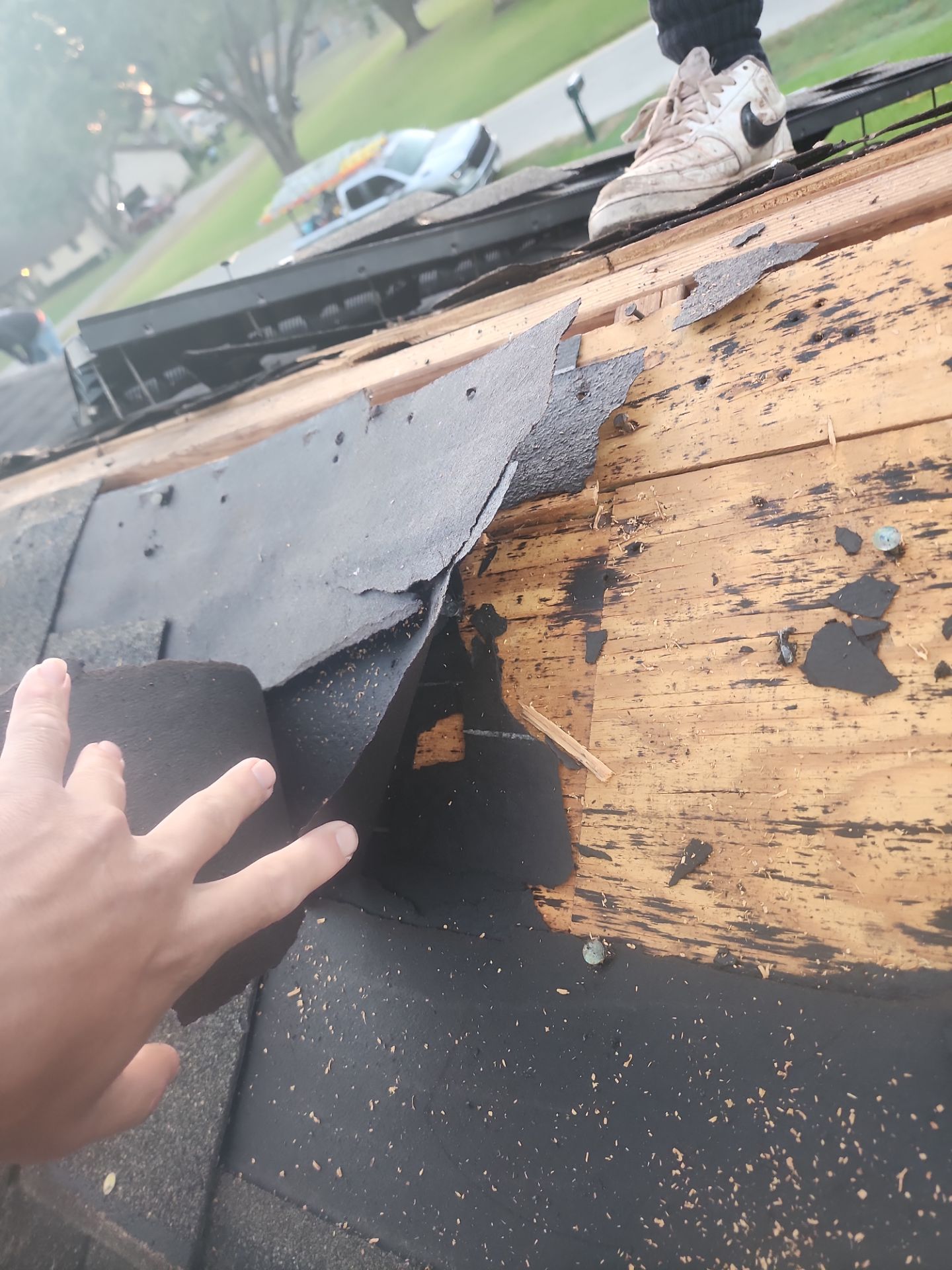 Residential Roofing Installation using Owen's Corning Duration (Lifetime) Shingles by Roof Repair Company