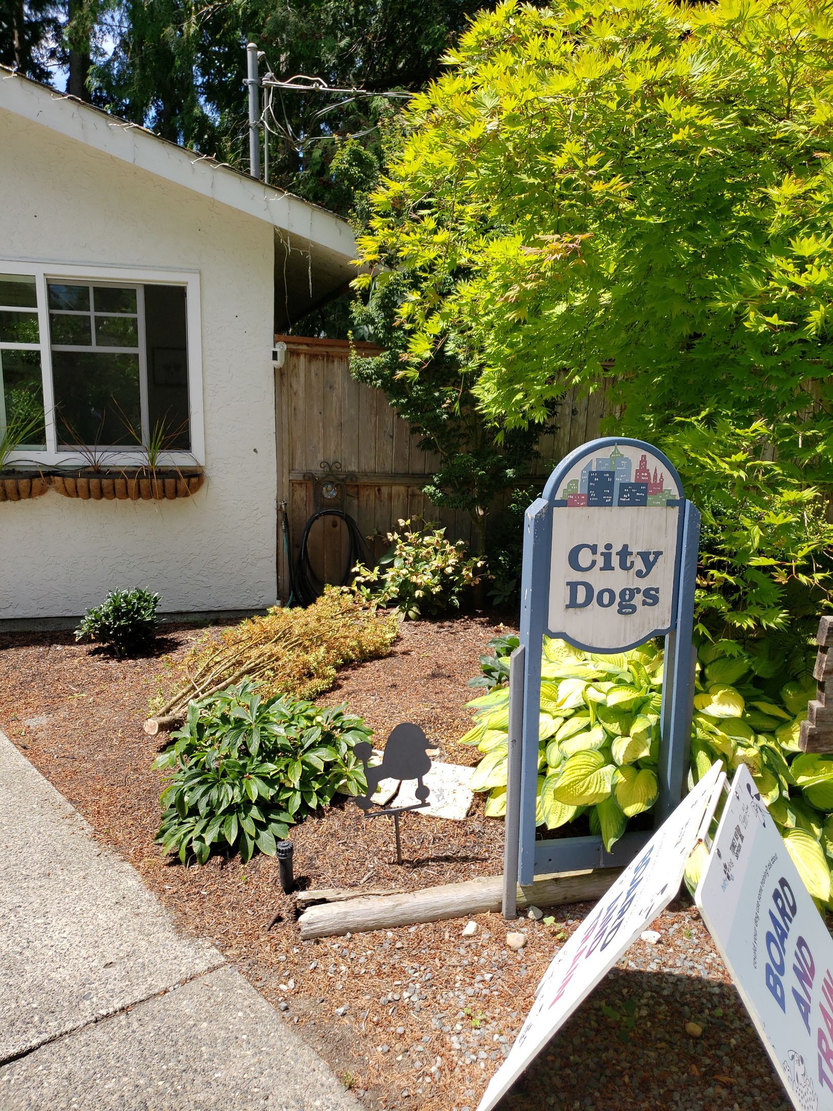 Puppy Love Farm by Habanero Garden and Exterior Care