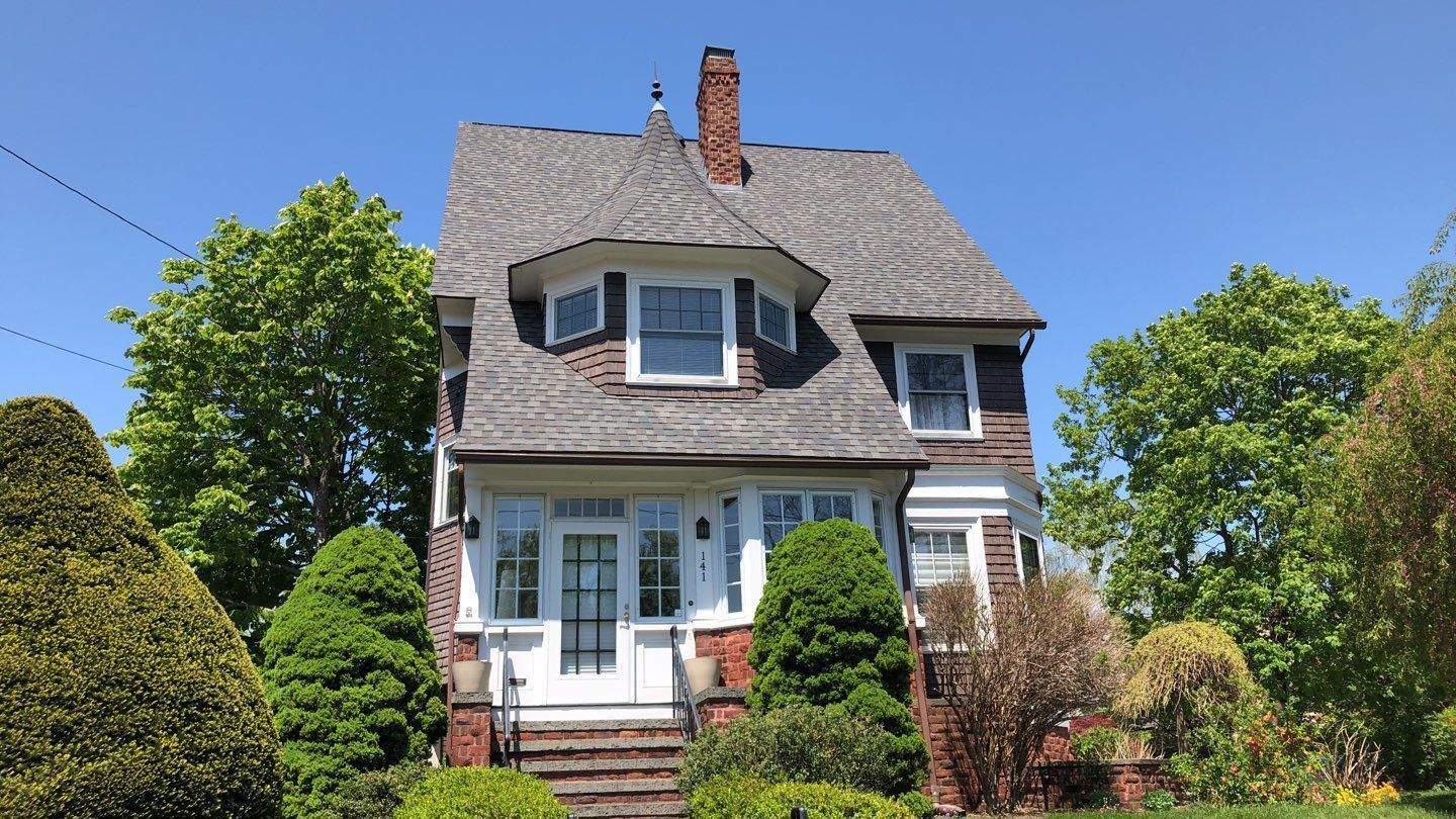 Driftwood Roofs by Pinnacle Roofing & Skylights