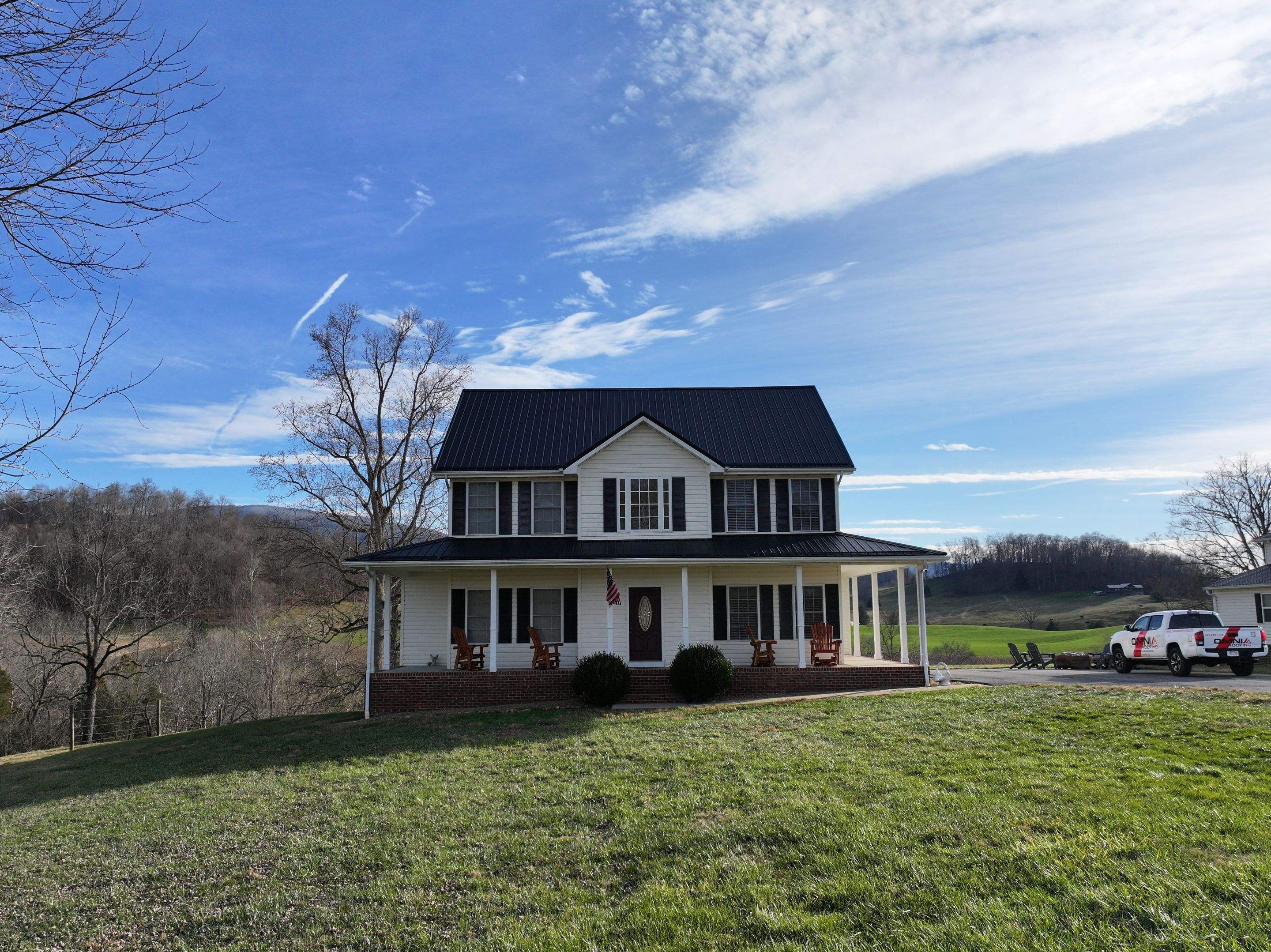 Cogan Residence by Omnia Roofing
