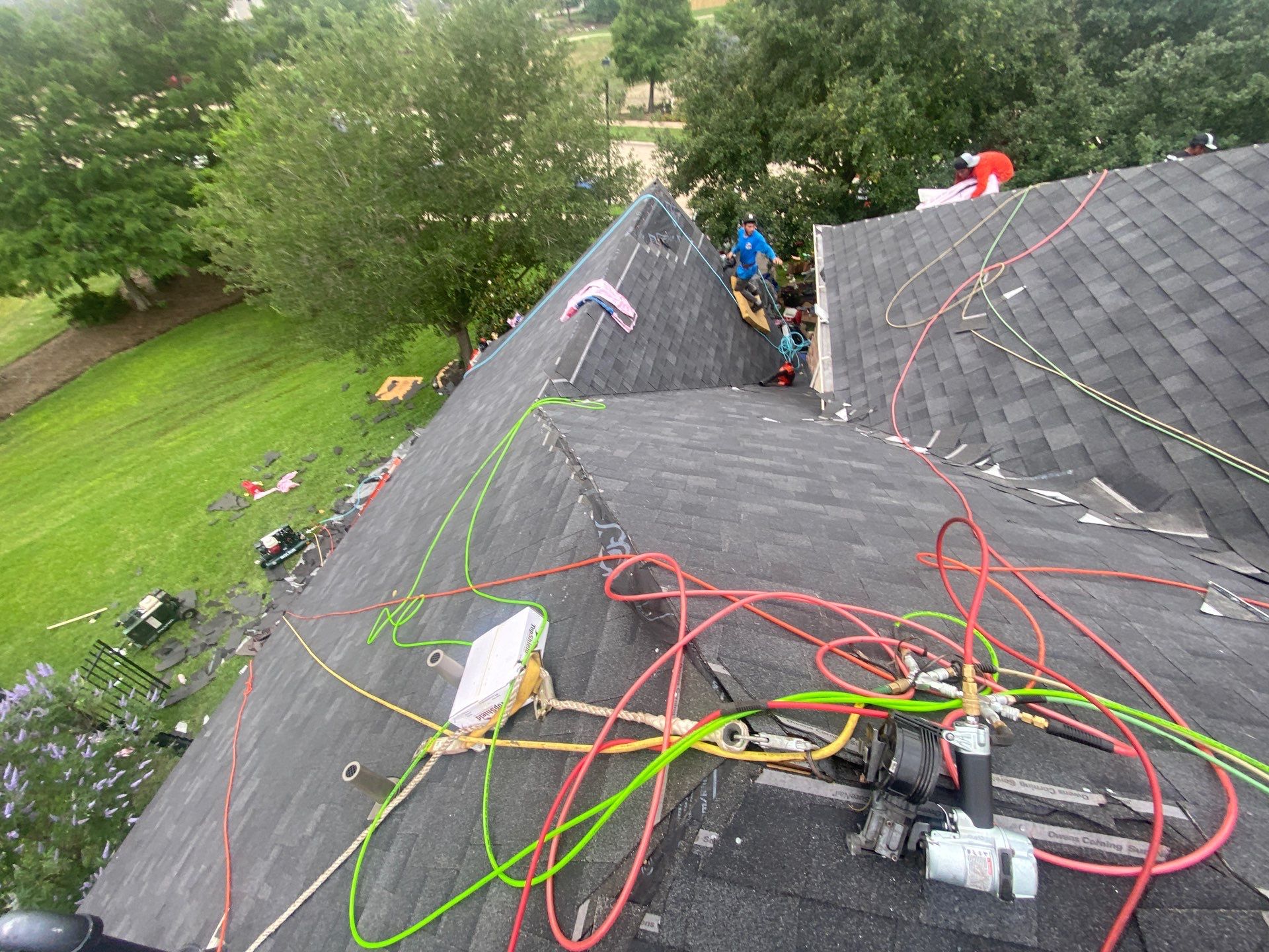 Residential Roofing Installation using Owen's Corning Duration (Lifetime) Shingles by Roof Repair Company