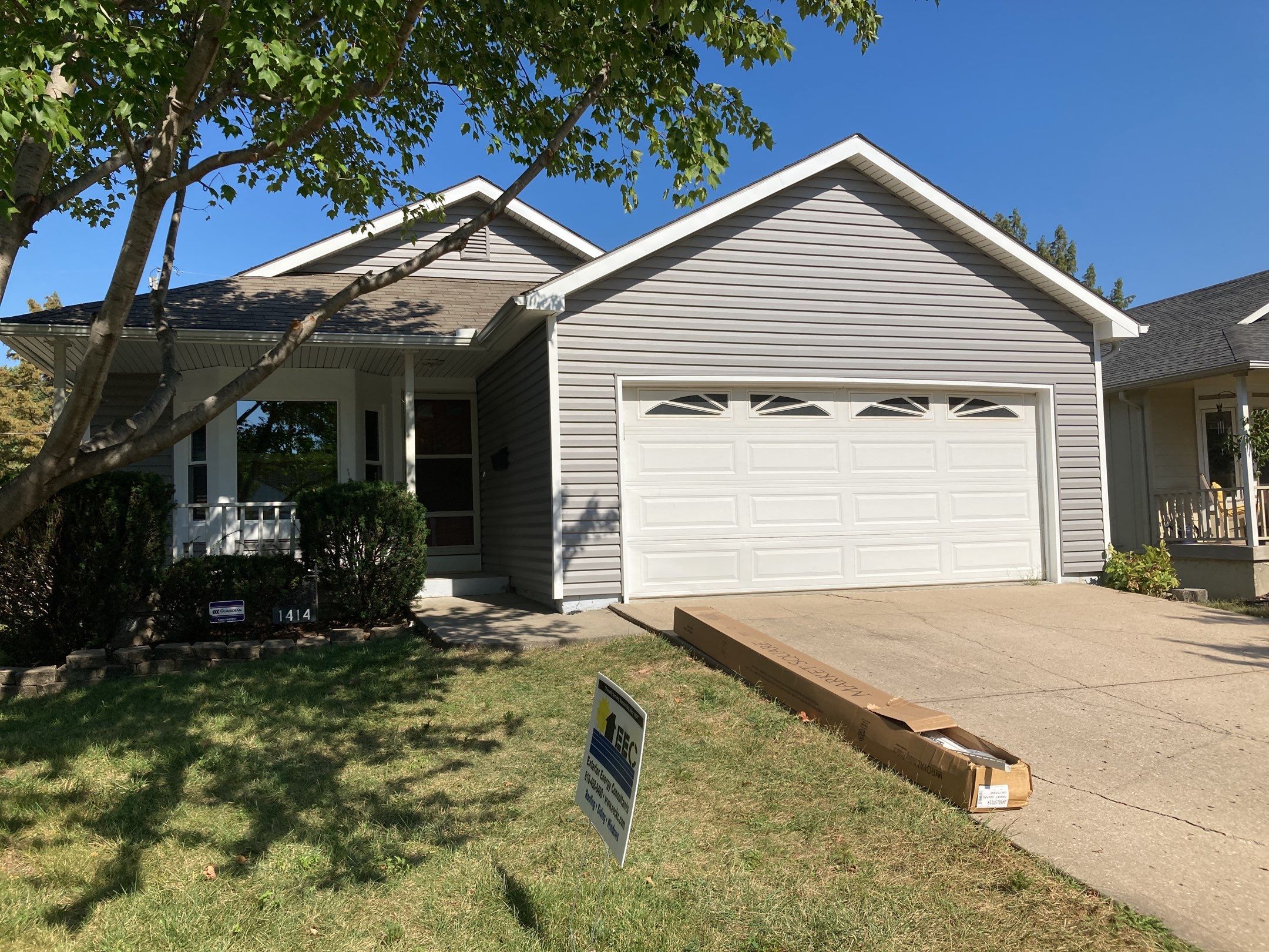 Siding Installation and new Heartland Elite windows by EEC  Windows, Siding & Roofing 