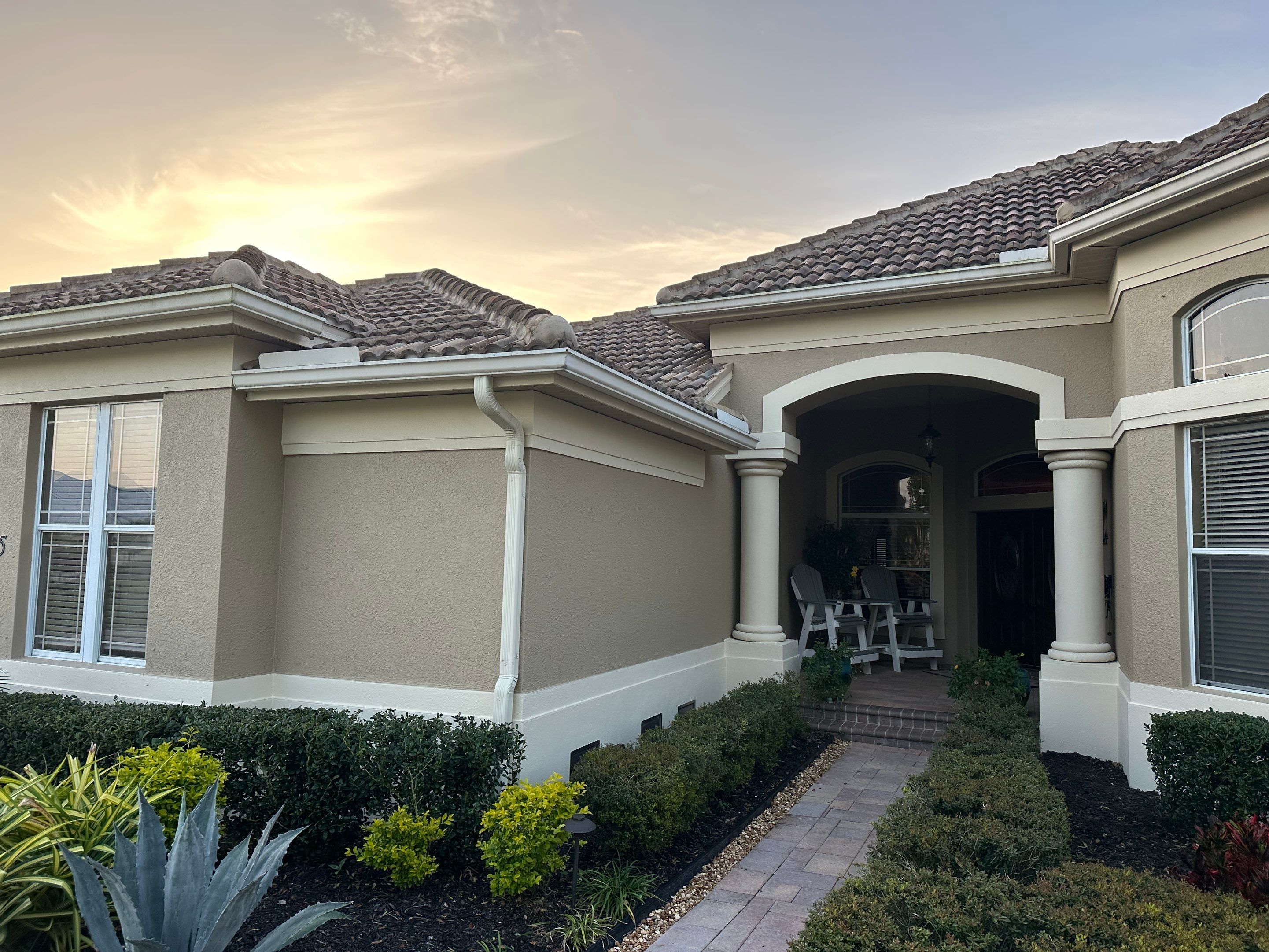 Concrete Tile Roof Cleaning in Winding River Community, Bradenton, FL | Sunshine AquaWash by Sunshine AquaWash