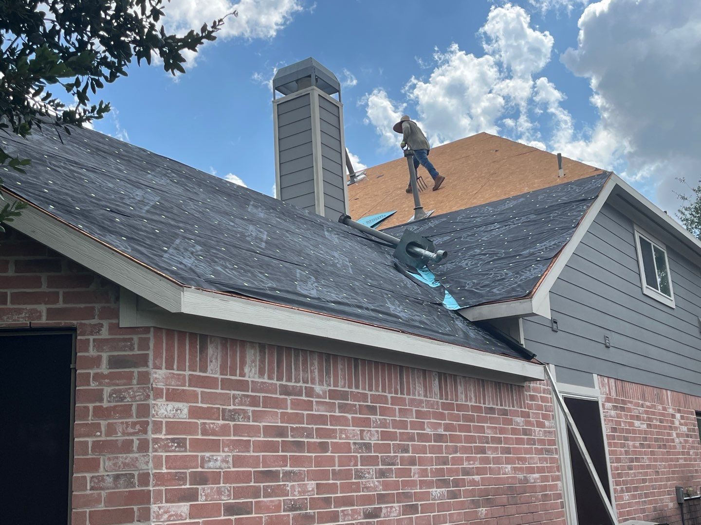 Residential Roof Replacement using GAF NATURAL SHADOW - CHARCOAL  by Elite Roofing LLC