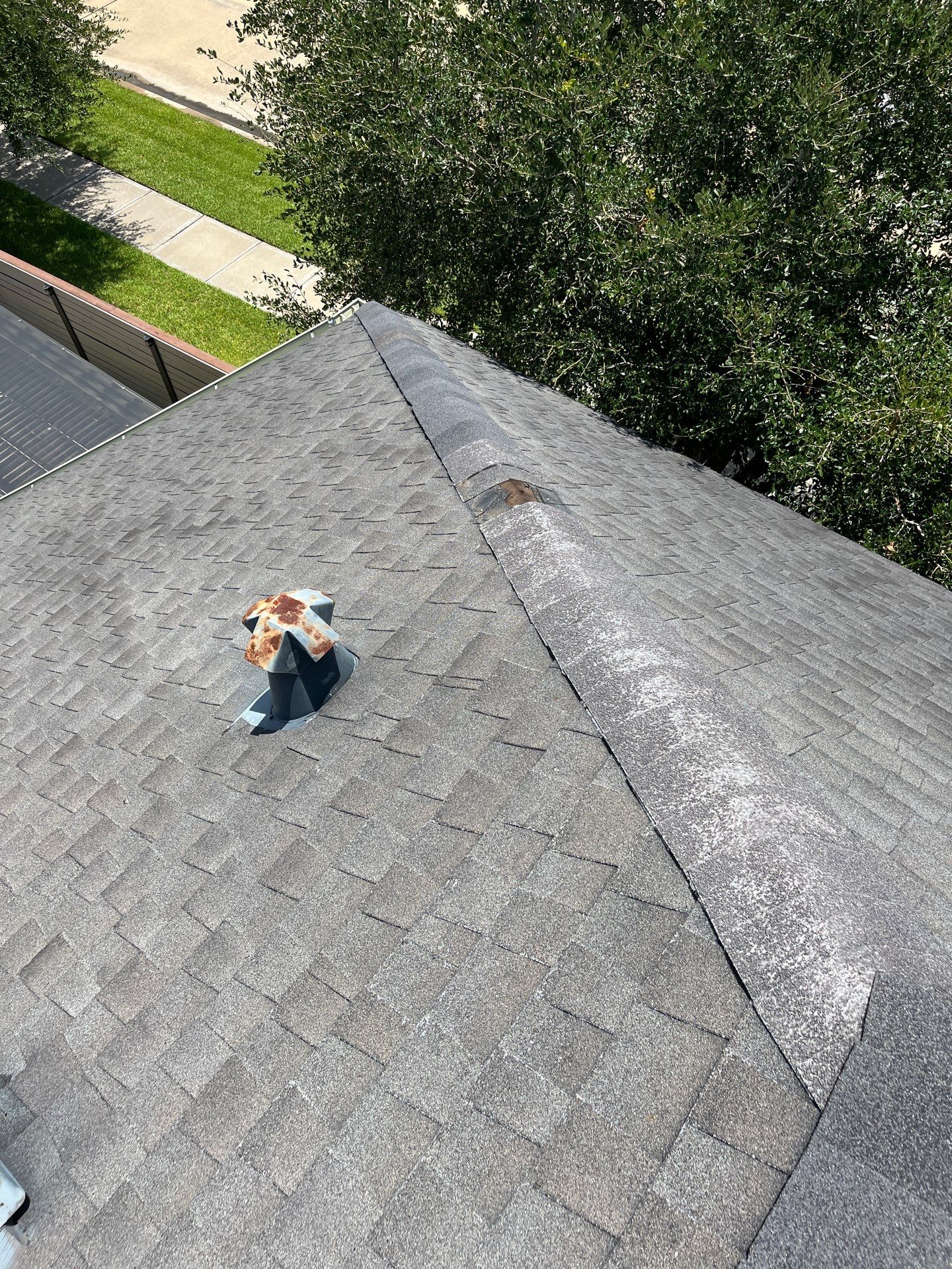 Hail Damage using Owen's Corning Duration (Lifetime) Shingles by Roof Repair Company