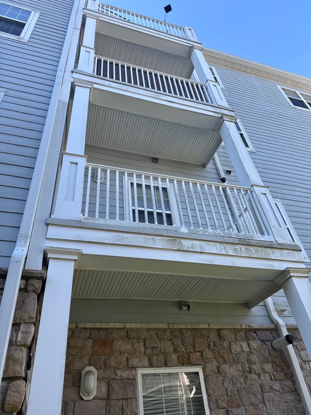 Clean multiple exterior surfaces by SJ Exterior