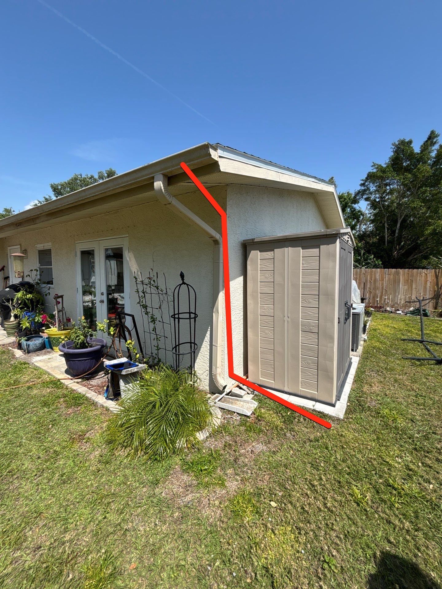 K-Style Seamless Gutter Installation using 3X4 Elbow Downspout in Sarasota FL by Gutter Professors