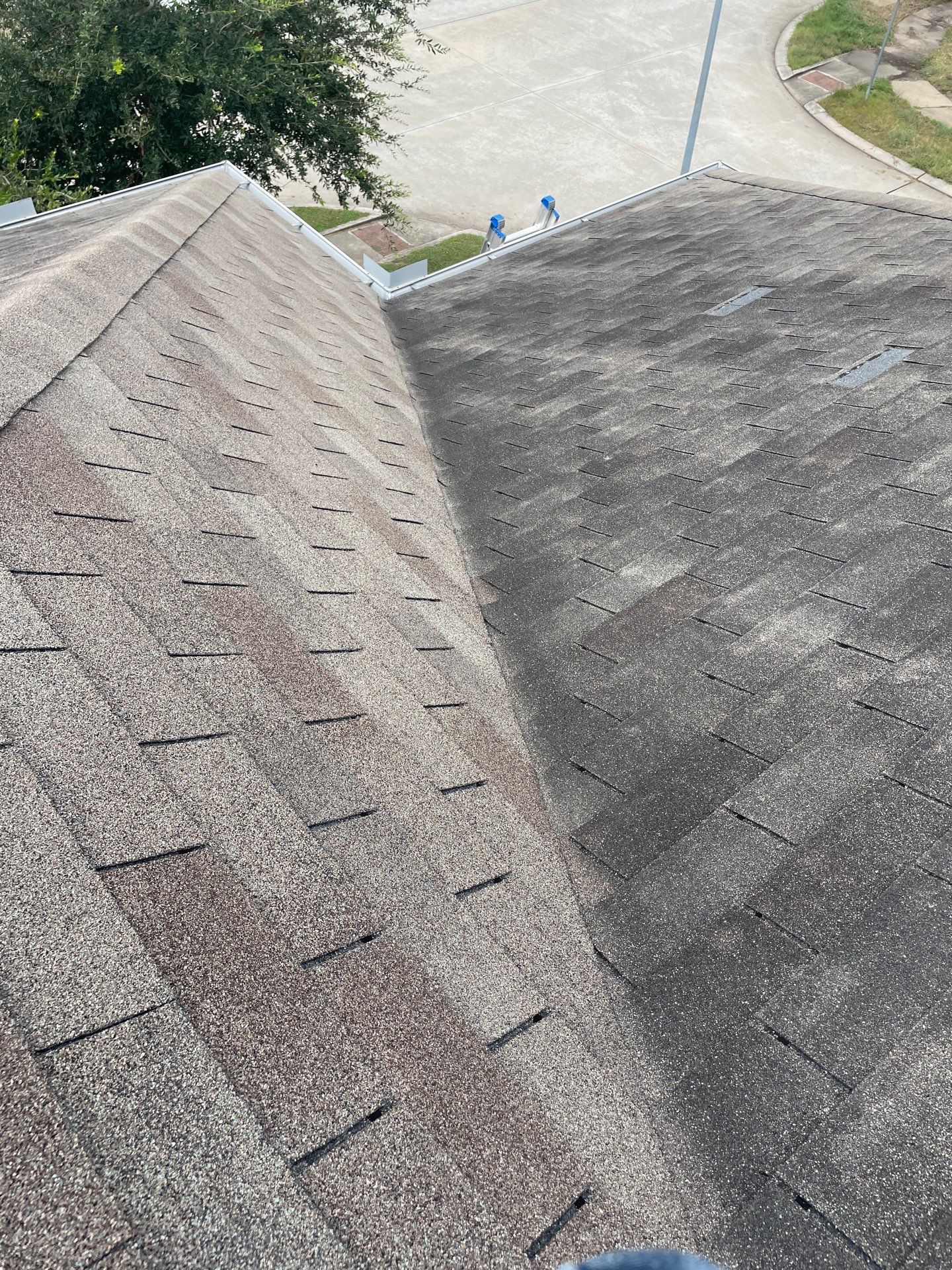 Hail Damage using Owen's Corning Duration (Lifetime) Shingles by Roof Repair Company