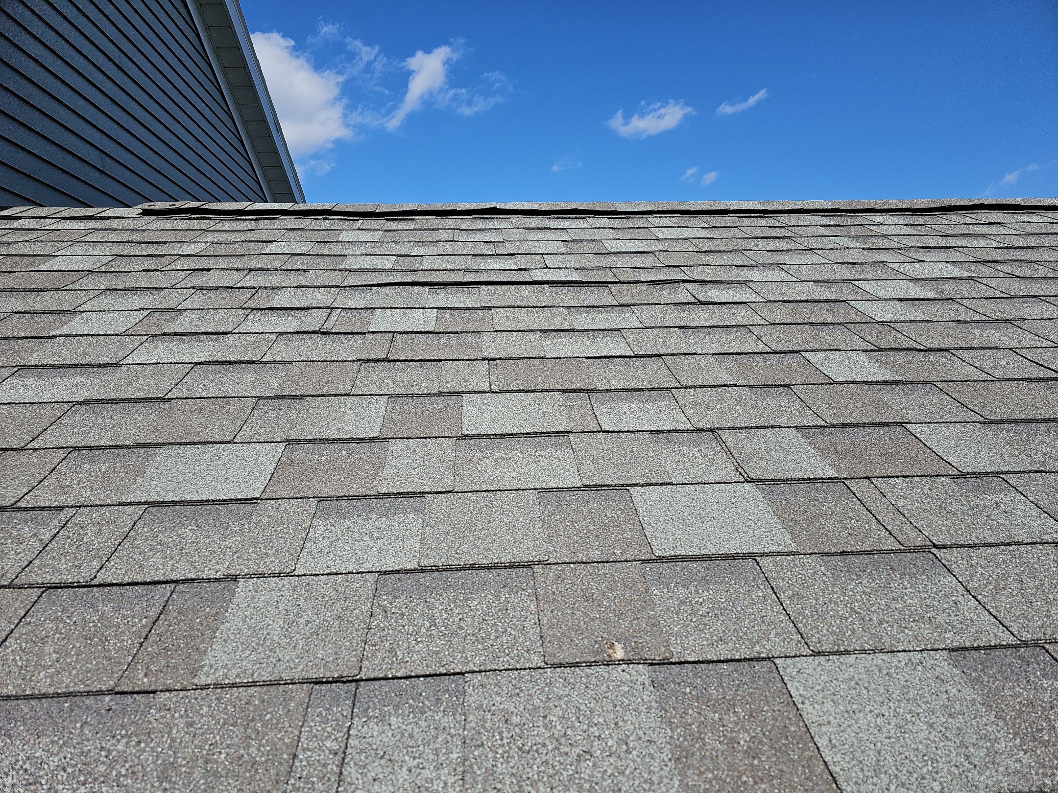 ATLAS PINNACLE HP W/SCOTCHGARD HEARTHSTONE  by Eagle Eye Roofing