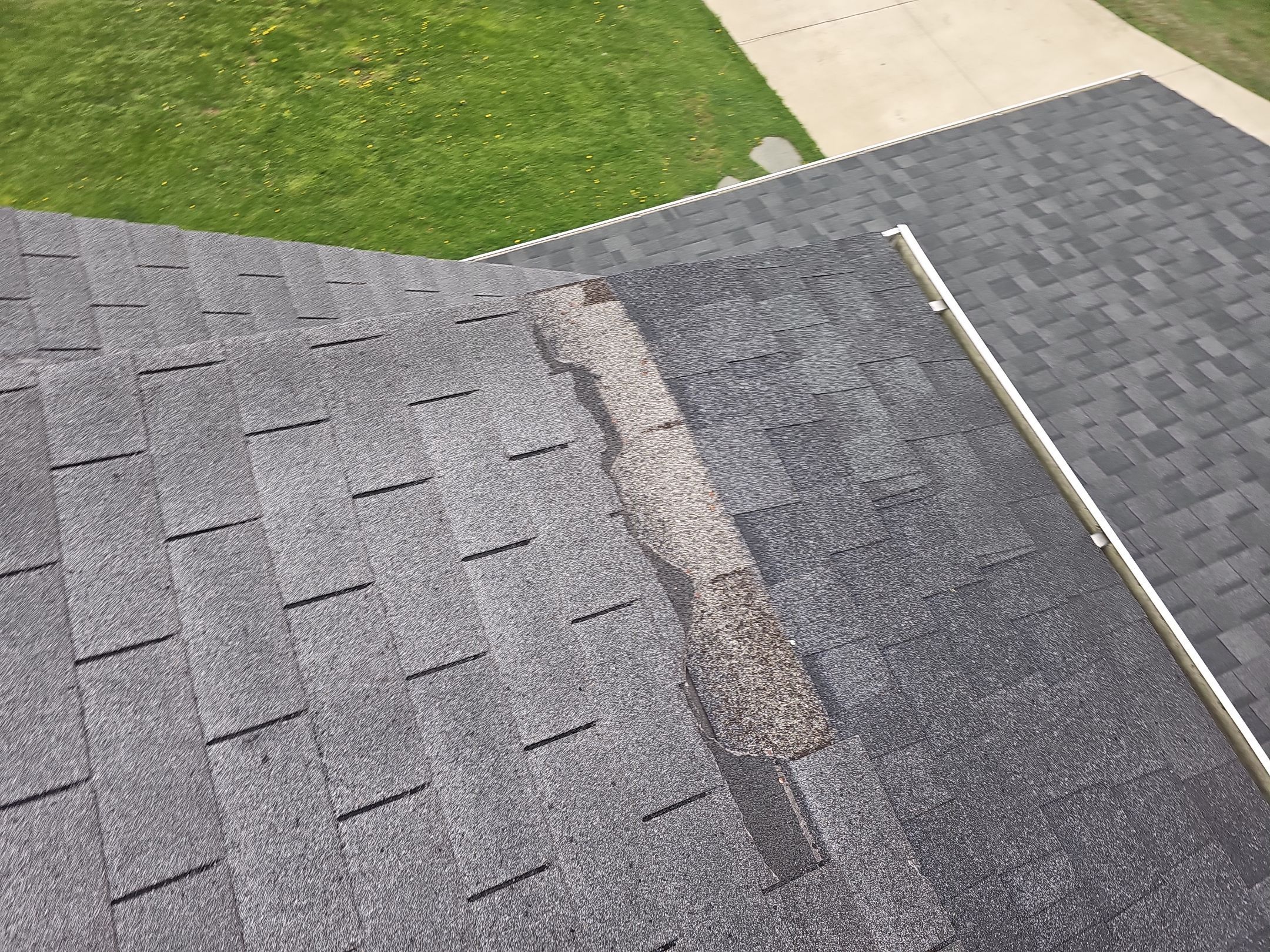 ATLAS PINNACLE COLOR: BLACK SHADOW by Eagle Eye Roofing