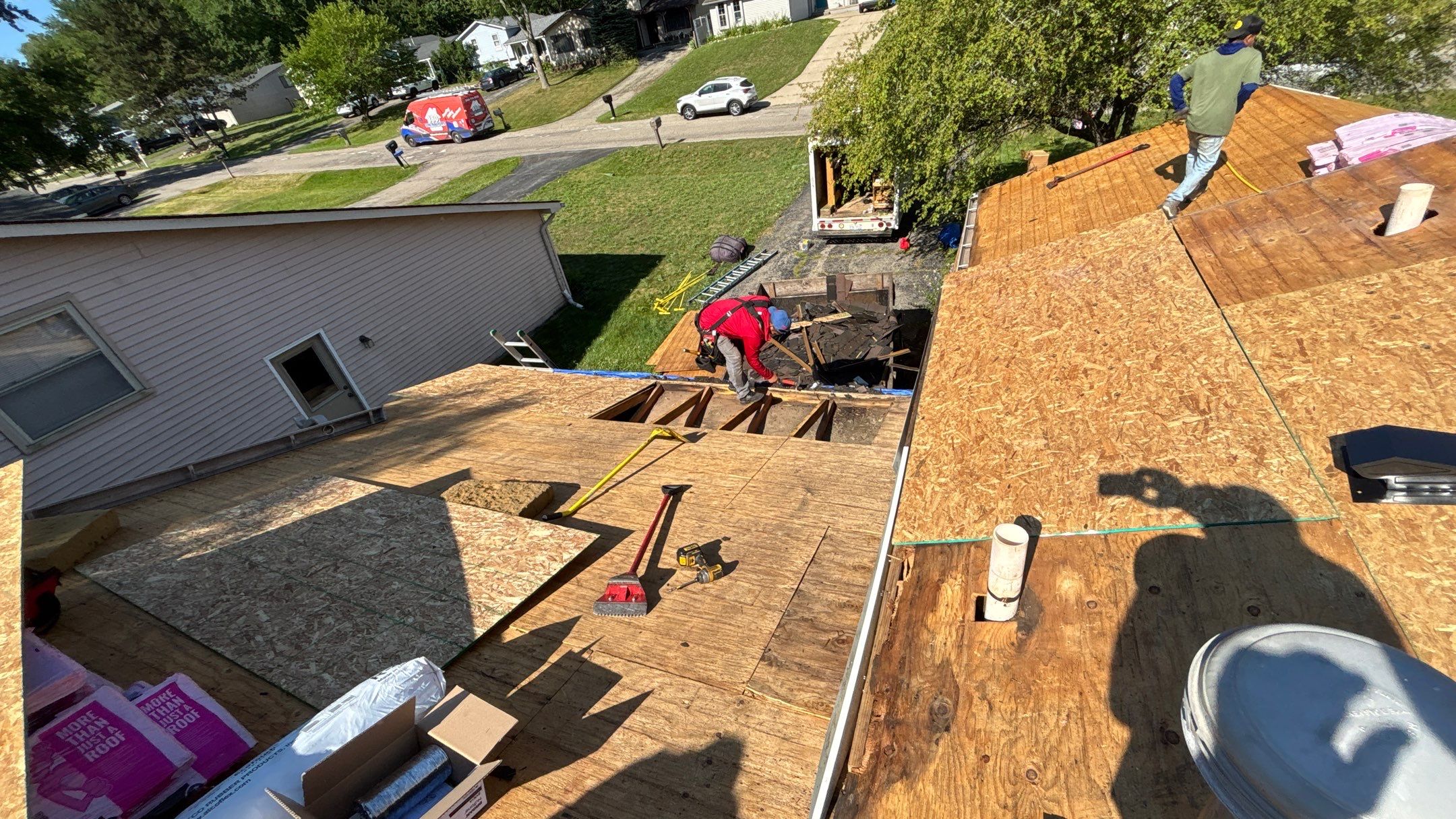 Roof Replacement using Owens Corning Brownwood by 180 Contractors