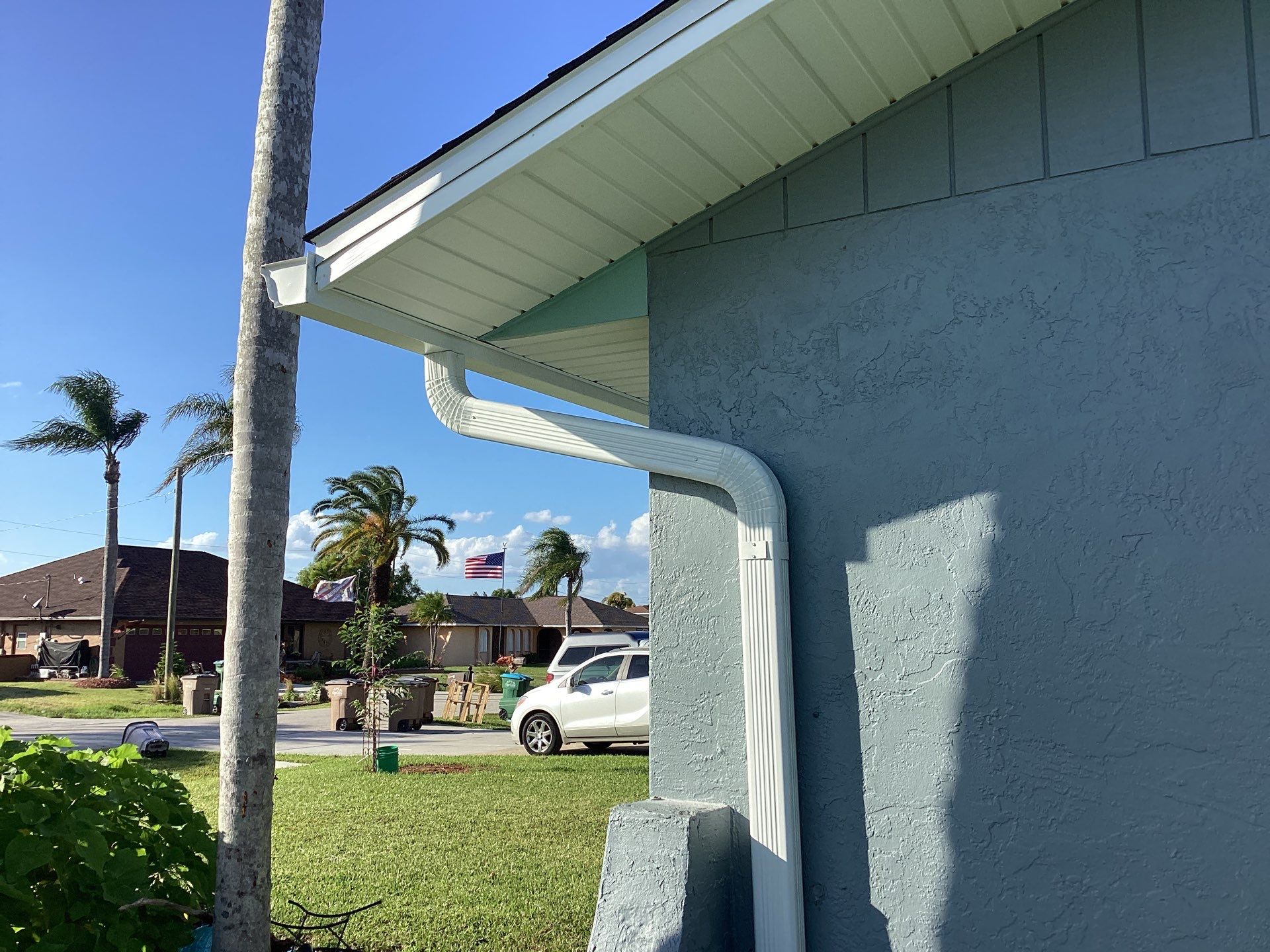 Soffit and Fascia Installation using White Vinyl Soffit in Cape Coral FL by Gutter Professors