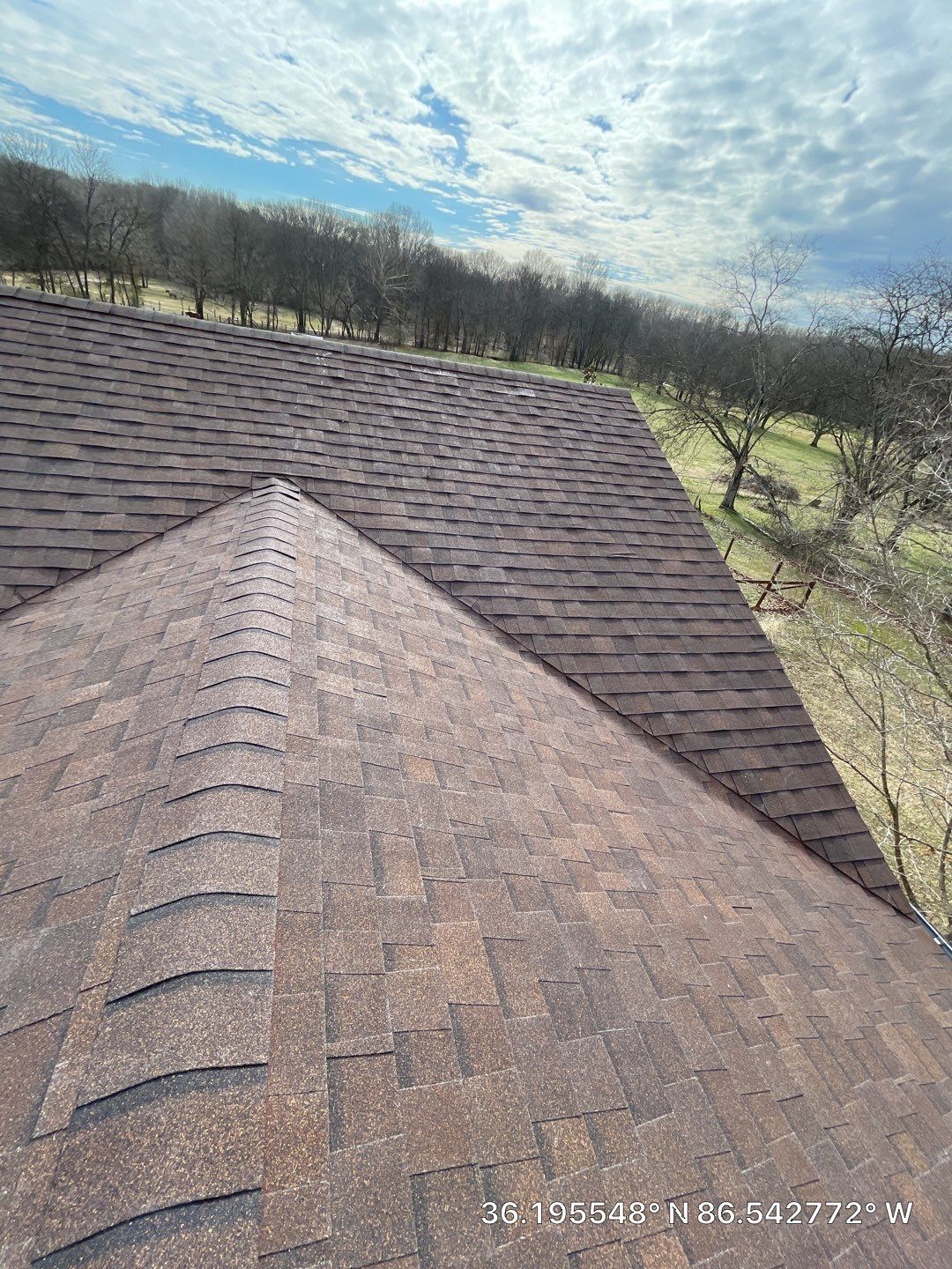 Residential Roofing Installation using Owens Corning Oakridge Roofing System by Undersun Roofing 