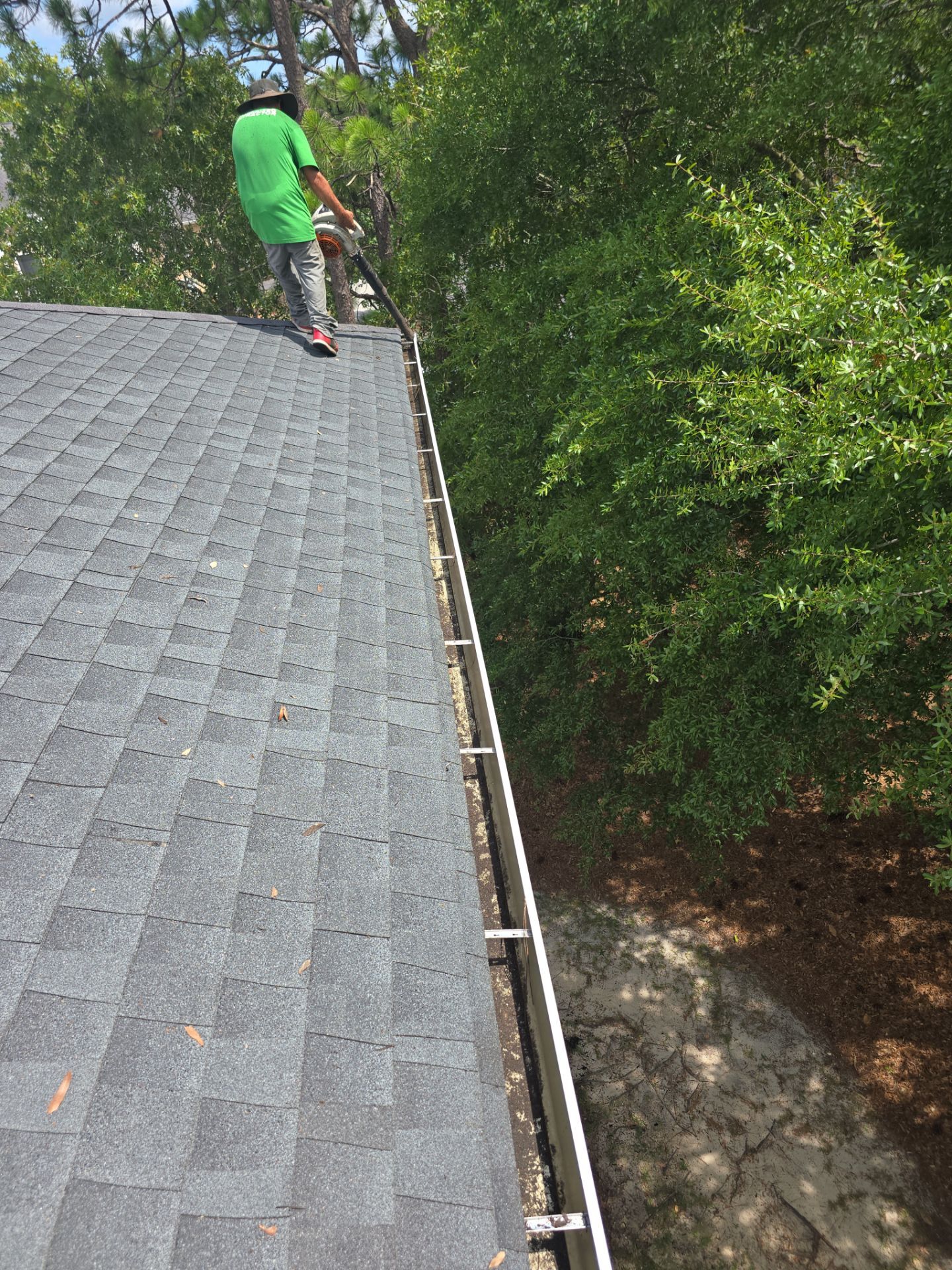 Commercial gutter cleaning Wilmington, NC after photo with clean gutters