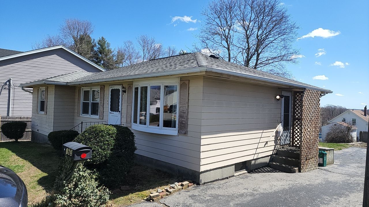 Siding Installation using Everlast Composite Siding by UBrothers Construction