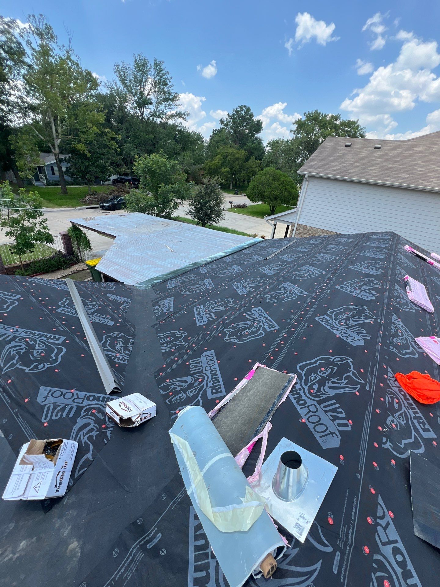 Residential Roofing Installation using Owen's Corning Duration (Lifetime) Shingles by Roof Repair Company