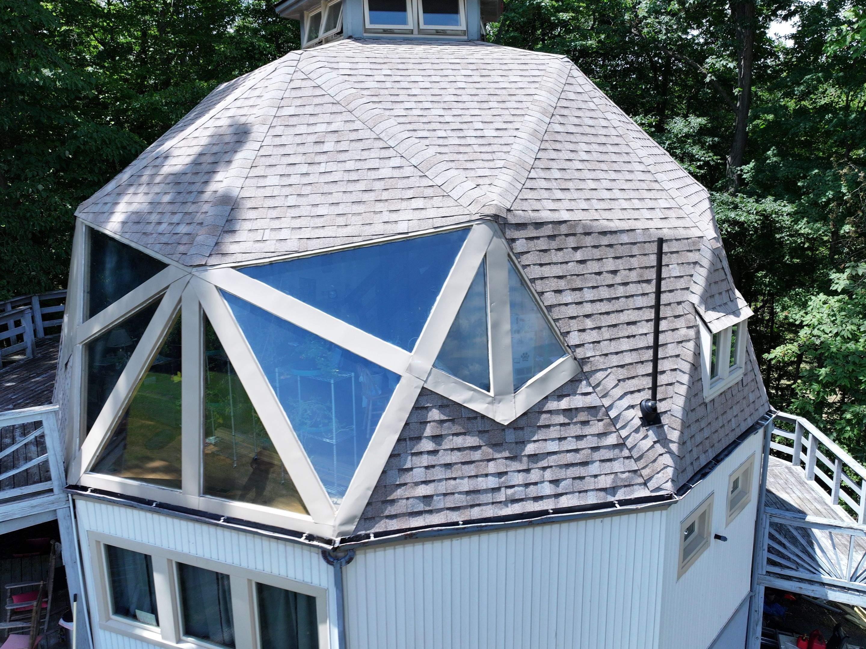 Maggard Residence by Omnia Roofing