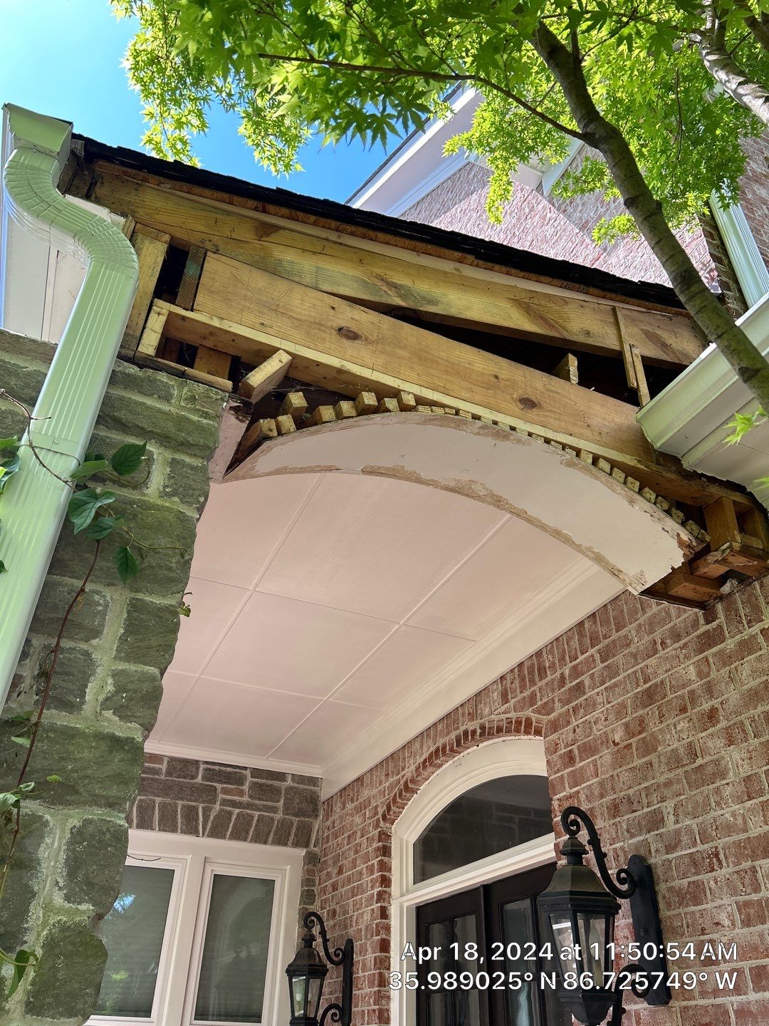 Brentwood - Sunset Rd. Exterior  by Nashville House Painters 