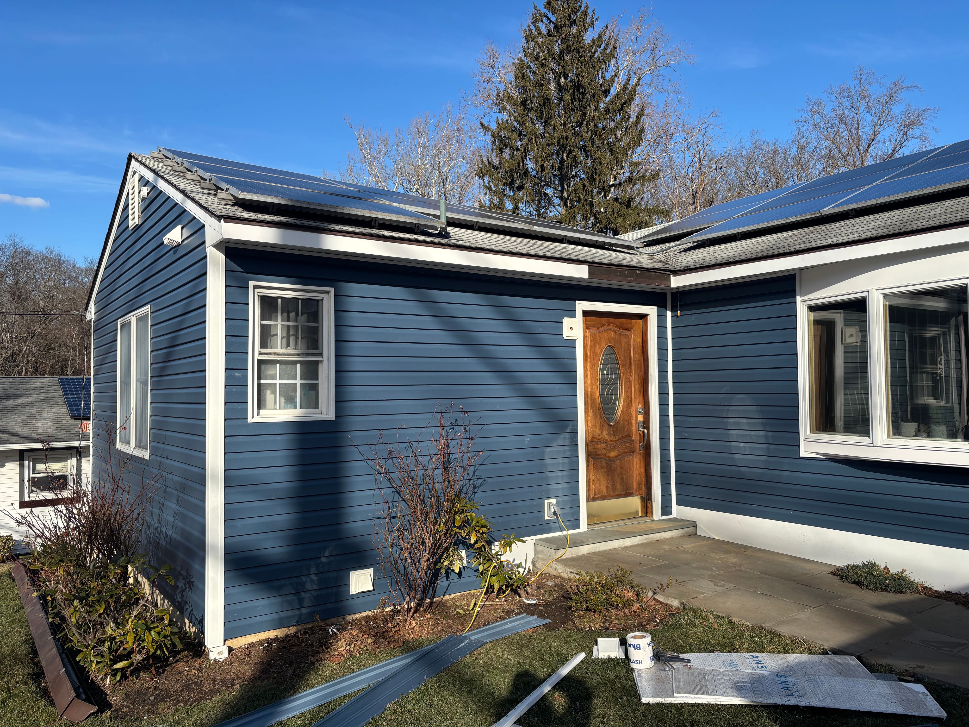 Full House Vinyl Siding Remodel, Mamaroneck, NY by Ideal Siding 