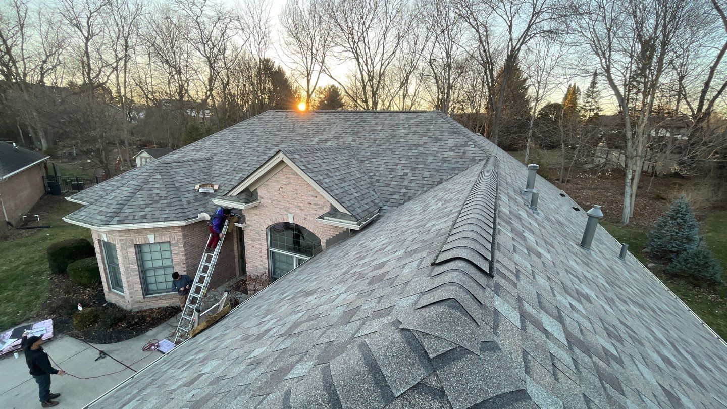 Roof replacement using Driftwood Duration by WIW Enterprises Inc
